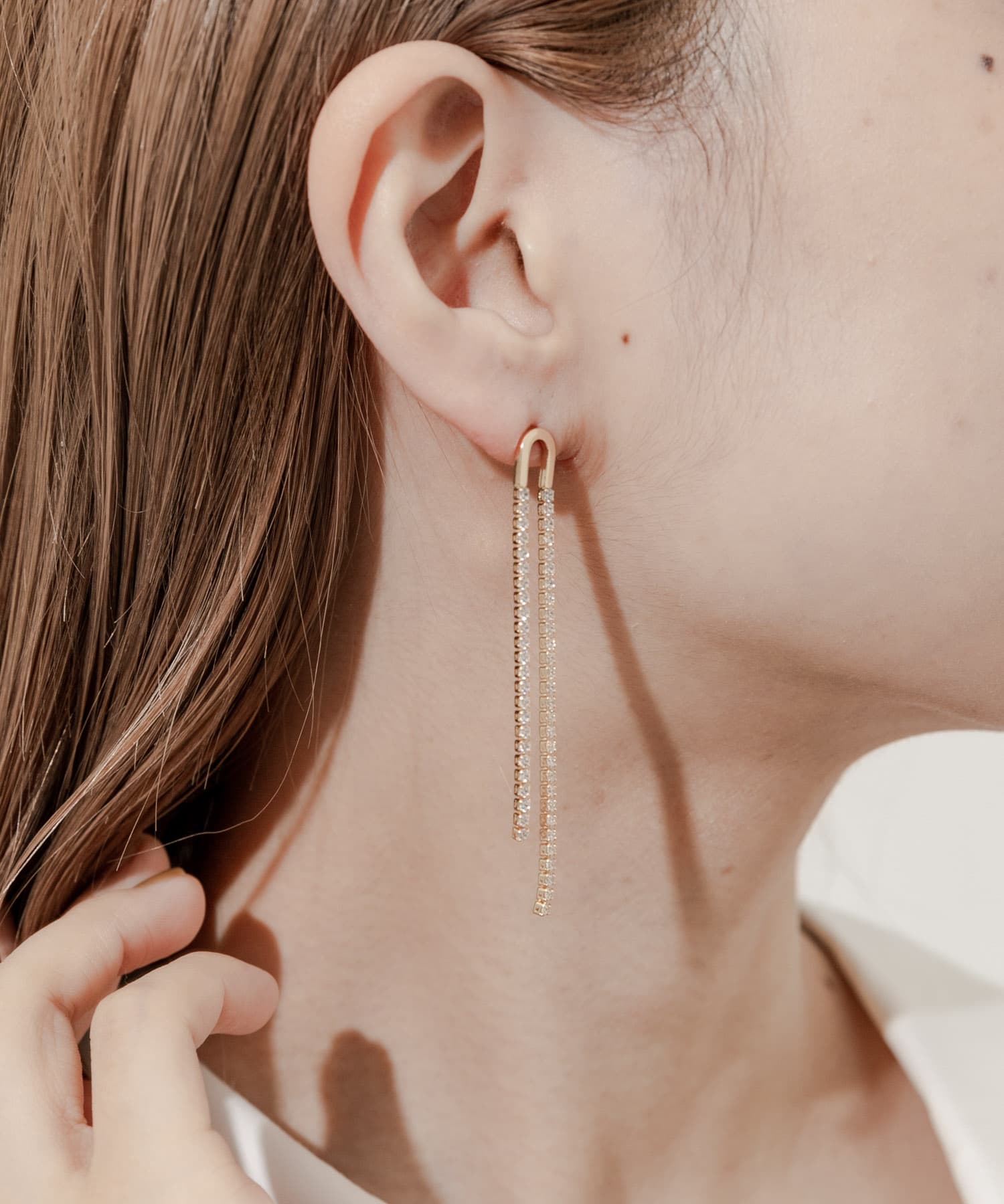 ビジューロングチェーンピアス GLD -