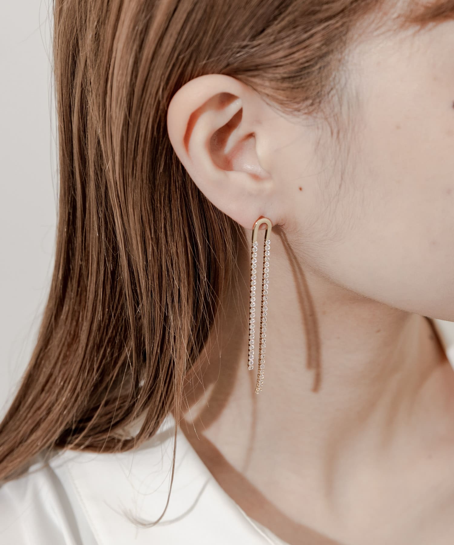 ビジューロングチェーンピアス GLD -