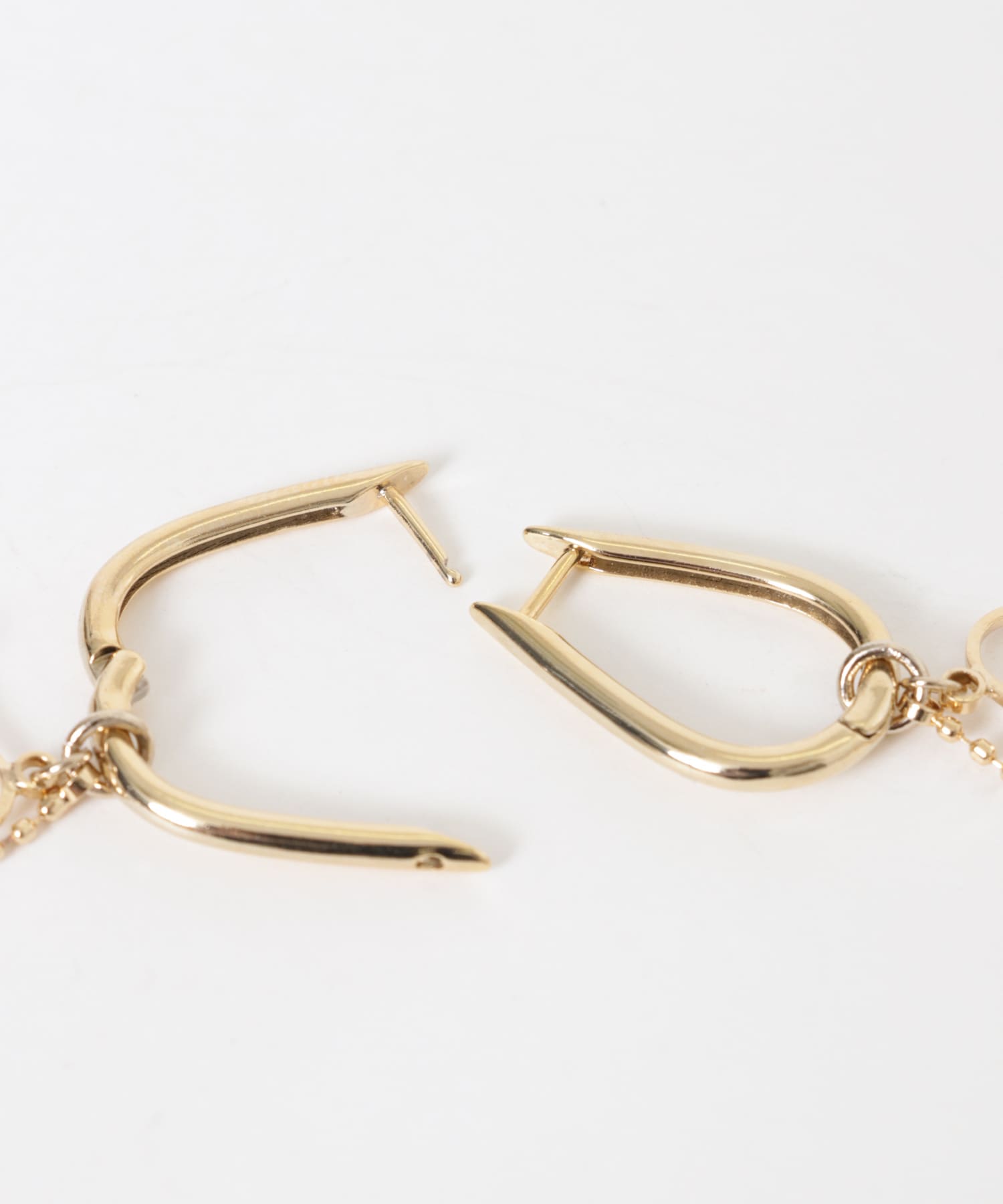 ドロップリボンバーチェーンピアス GLD -