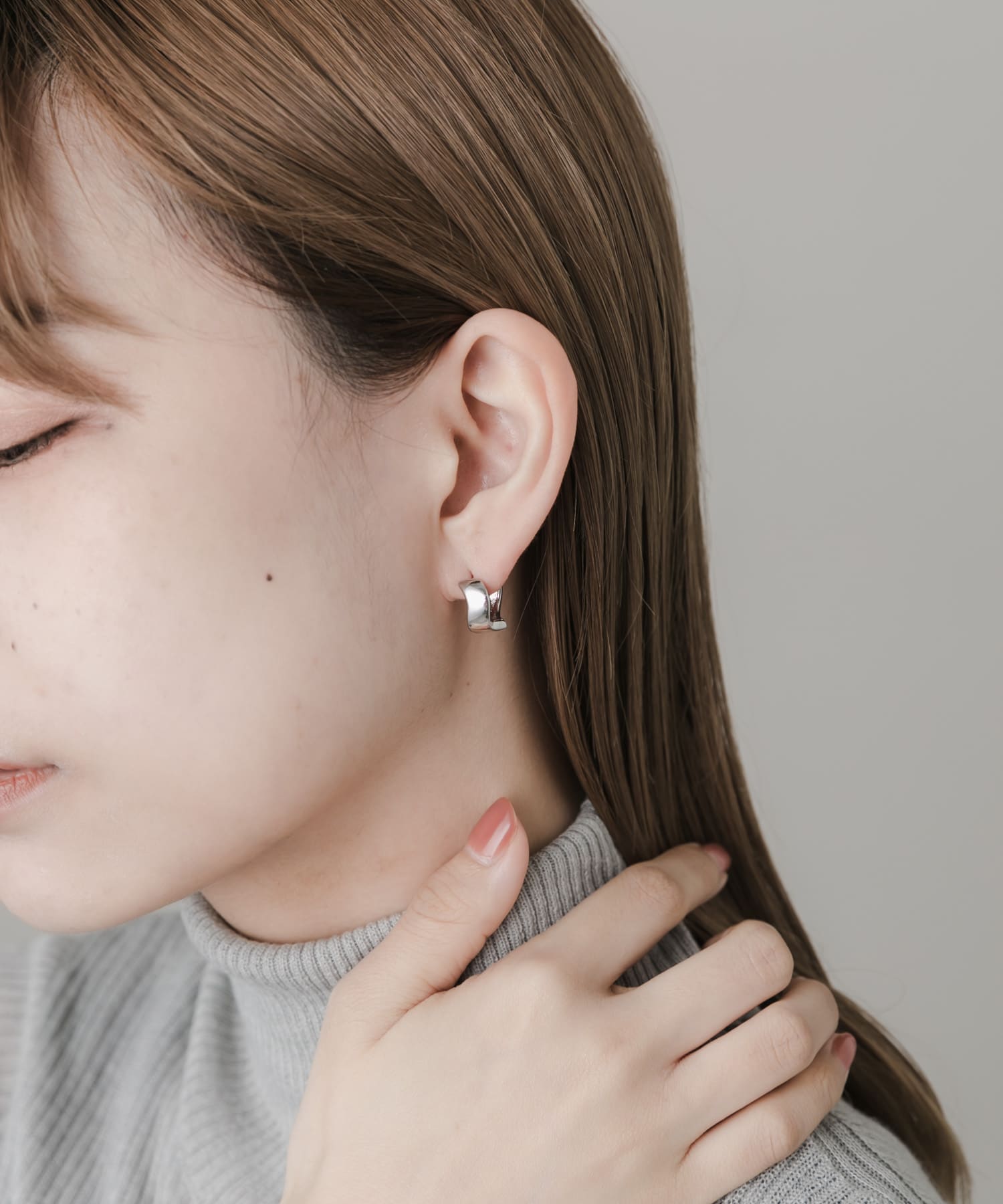 ニュアンスフープワンタッチピアス SLV -