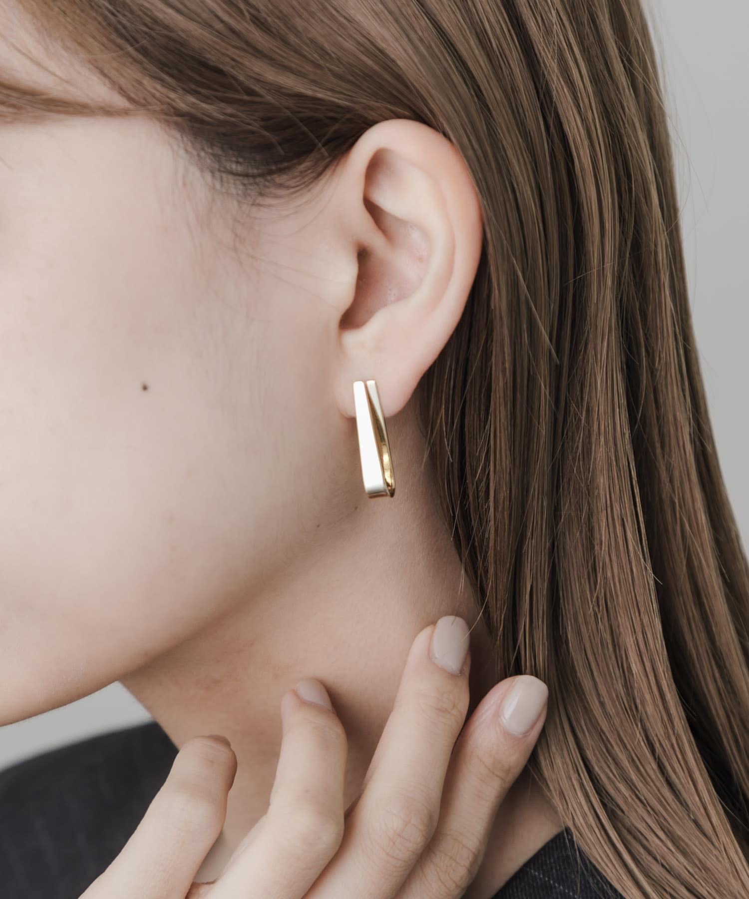 メタルスクエアフォールドピアス GLD -