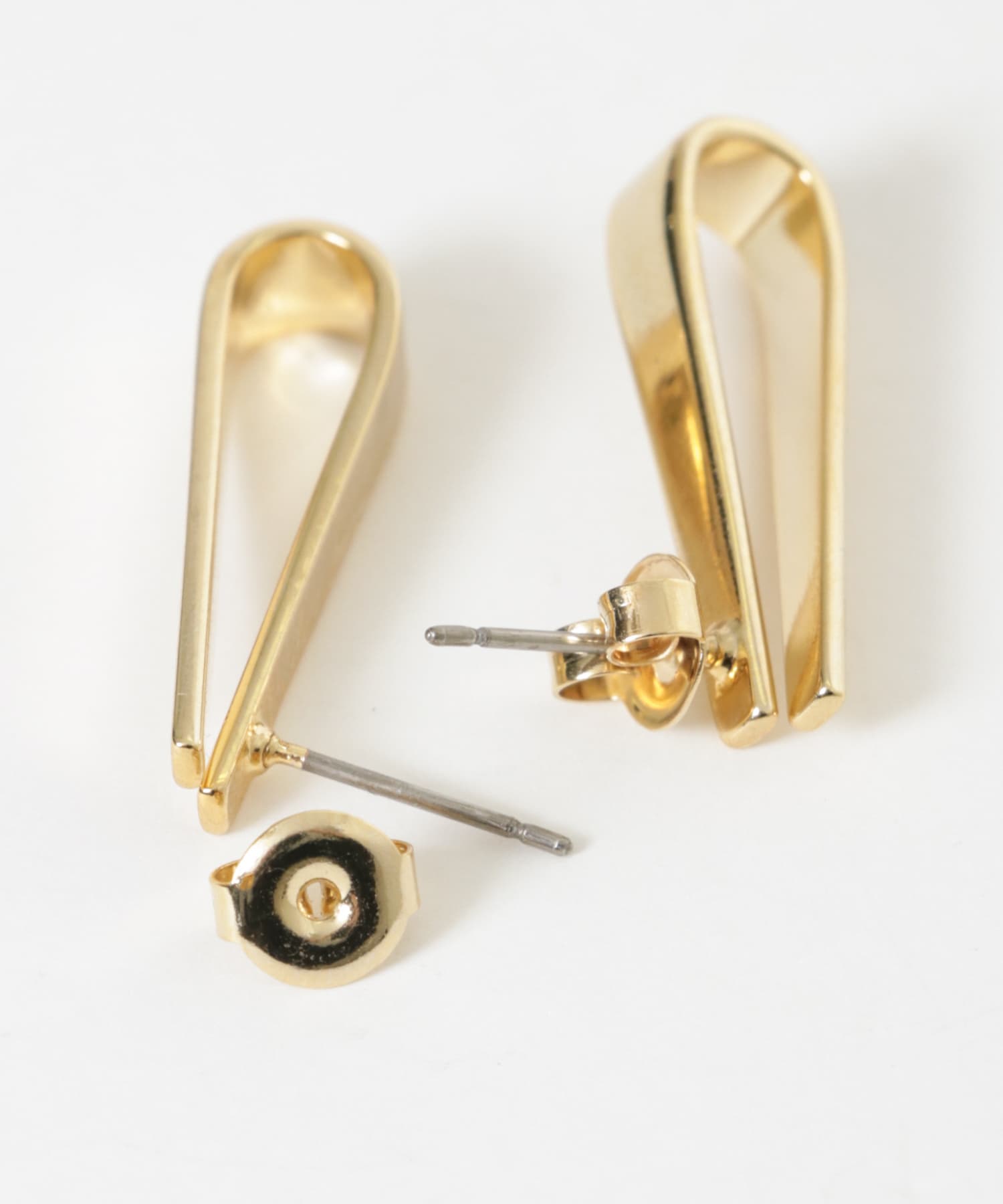 メタルスクエアフォールドピアス GLD -