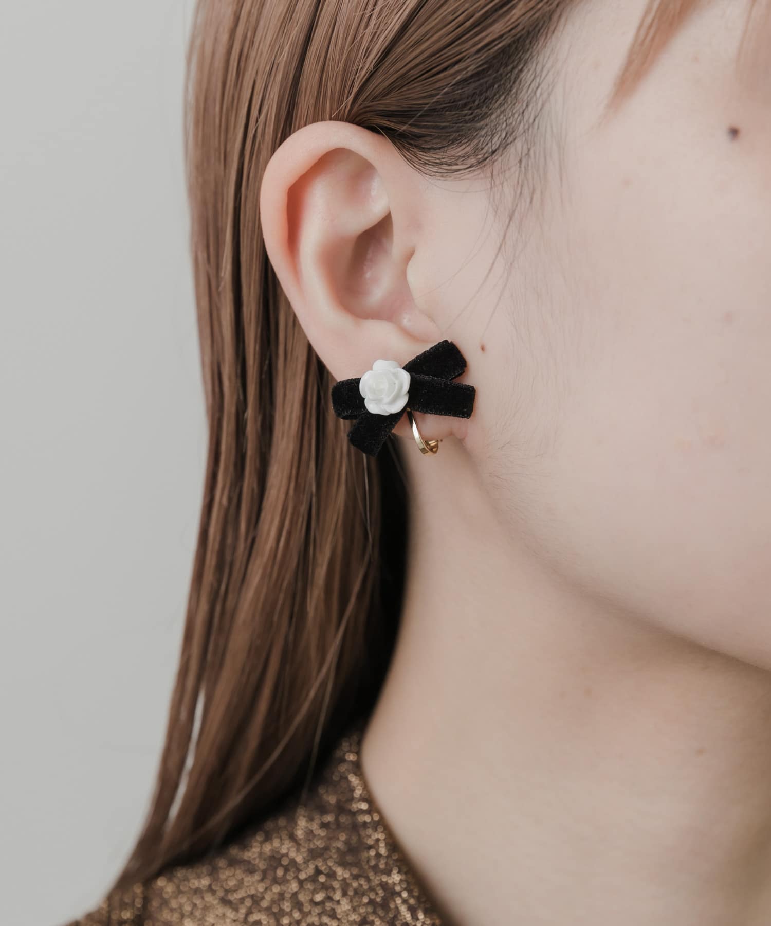 ローズリボンイヤリング BLK -