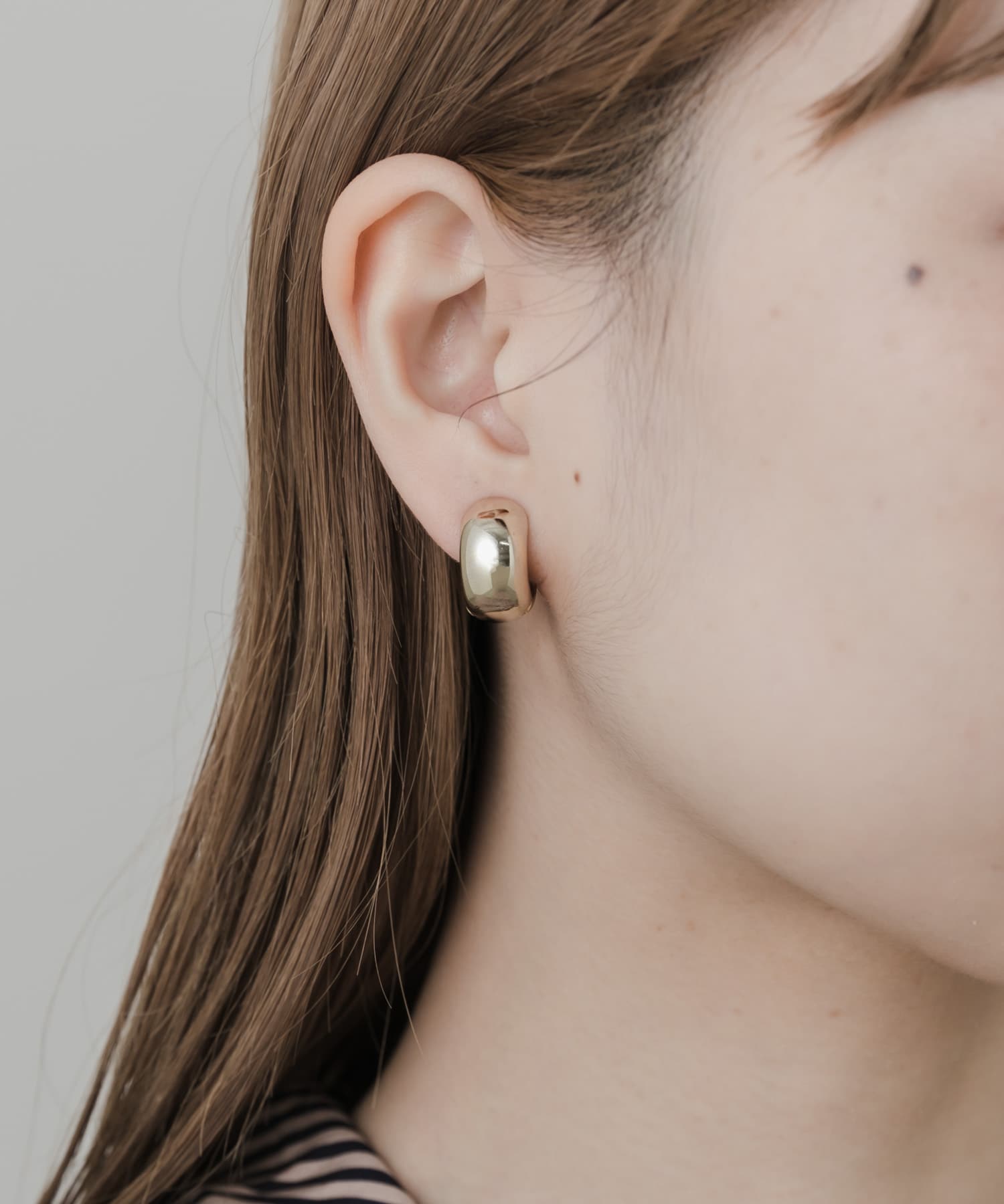 メタルワイドフープクリップイヤリング GLD -