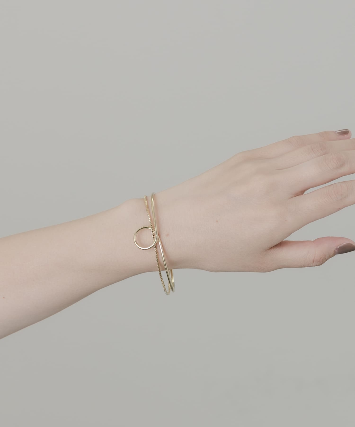 ニュアンスカーブバングル GLD -