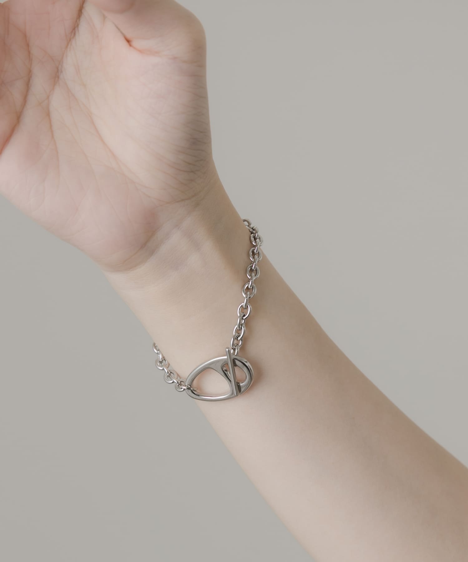 ニュアンスオーバルマンテルブレスレット SLV -