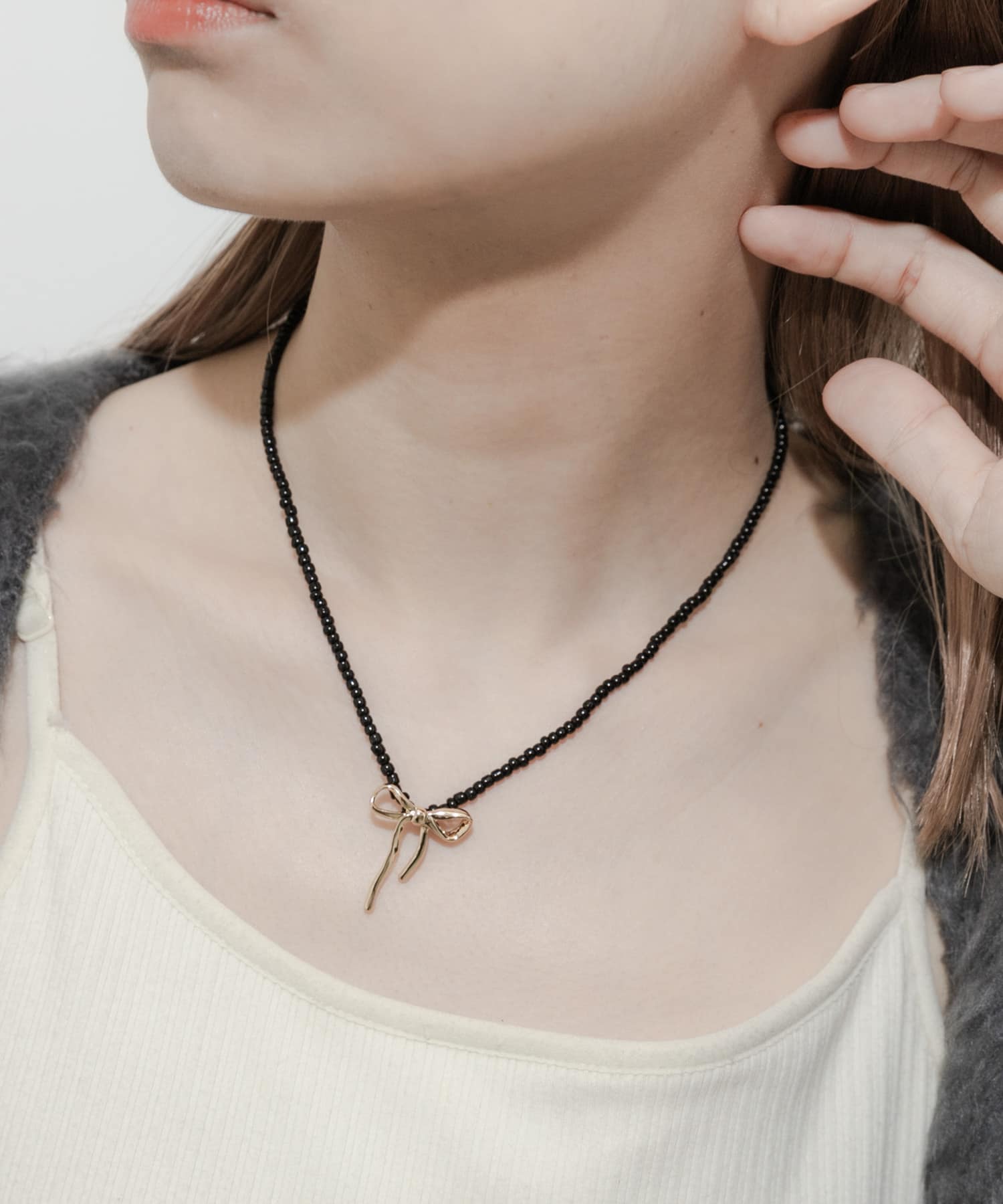 ビーズメタルリボントップネックレス BLK/GLD -