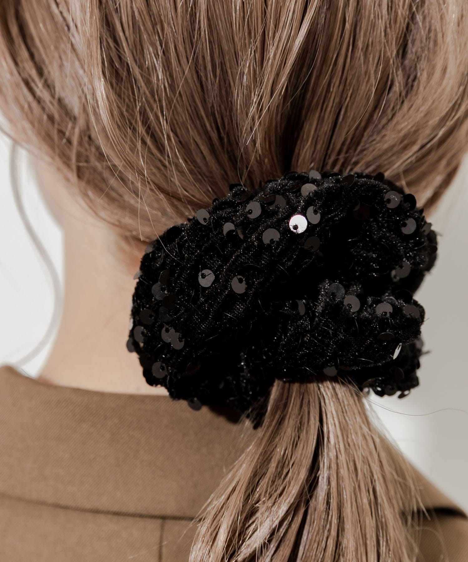 スパンコールシュシュ BLK -