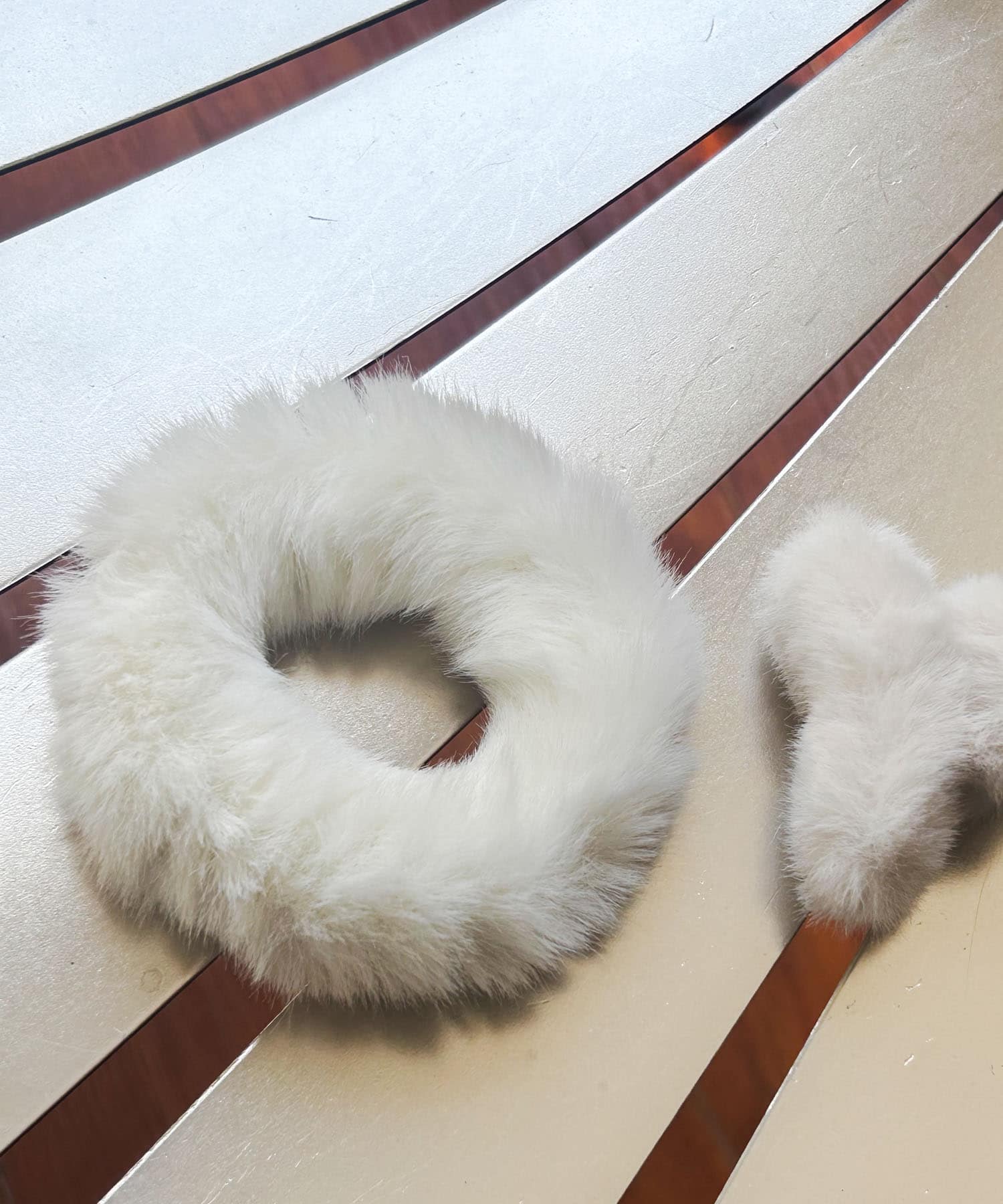 ファーシュシュ WHT -