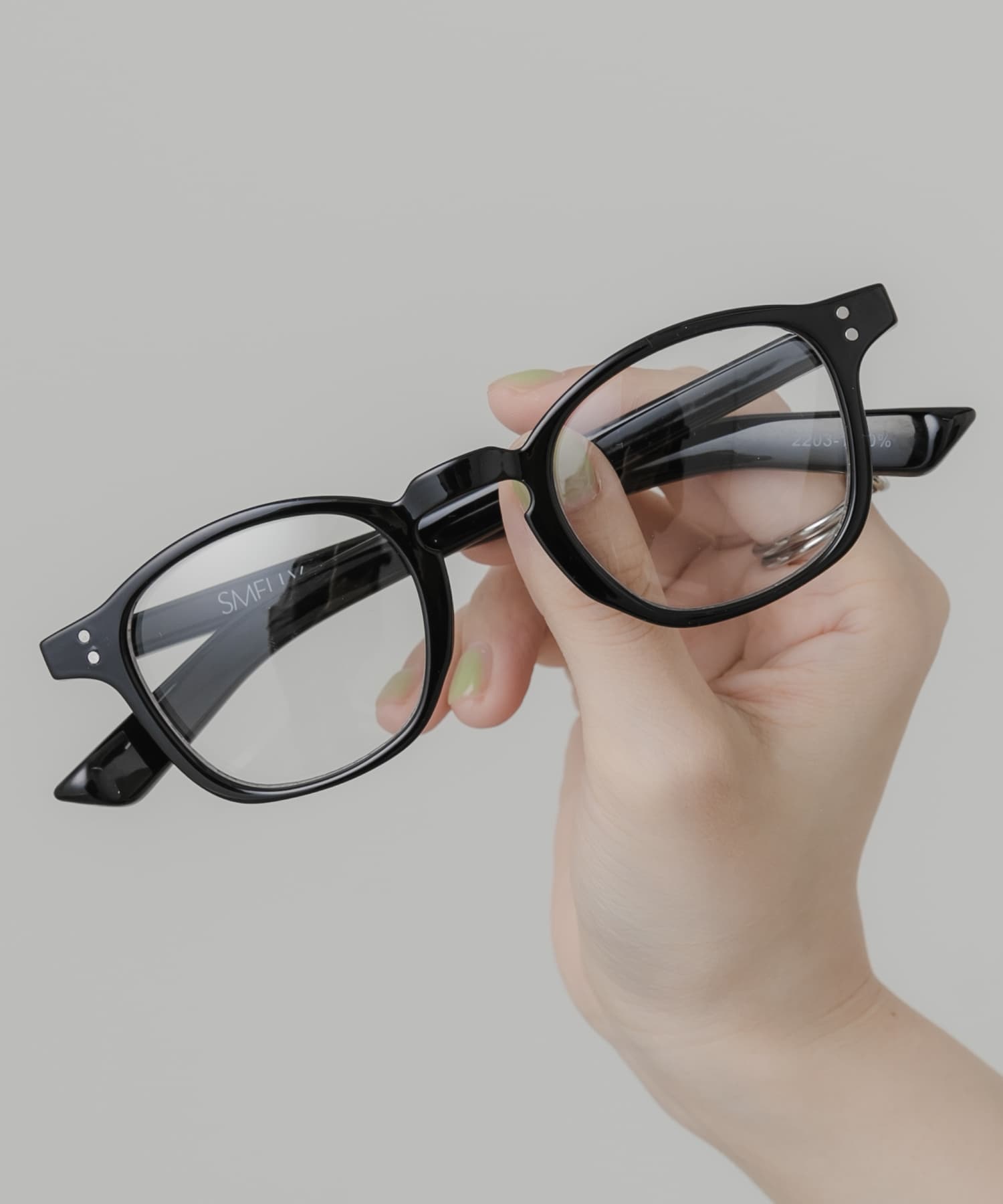 ウェリントンフレームダテメガネ