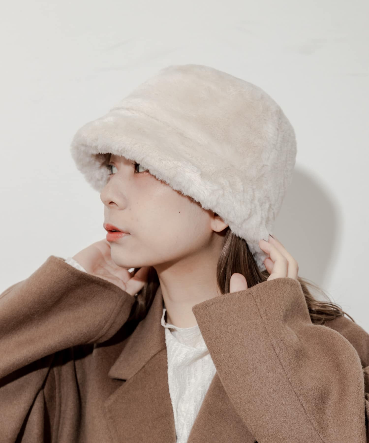 ファーバケットハット IVO -