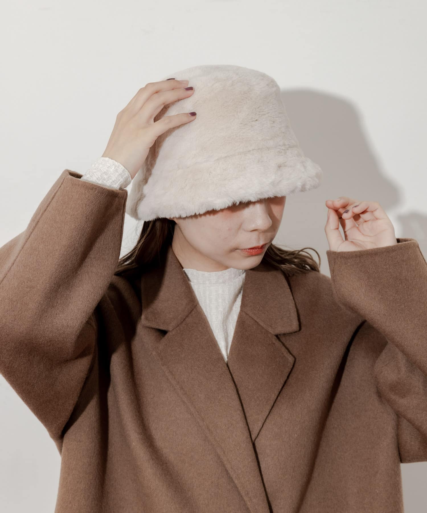 ファーバケットハット IVO -
