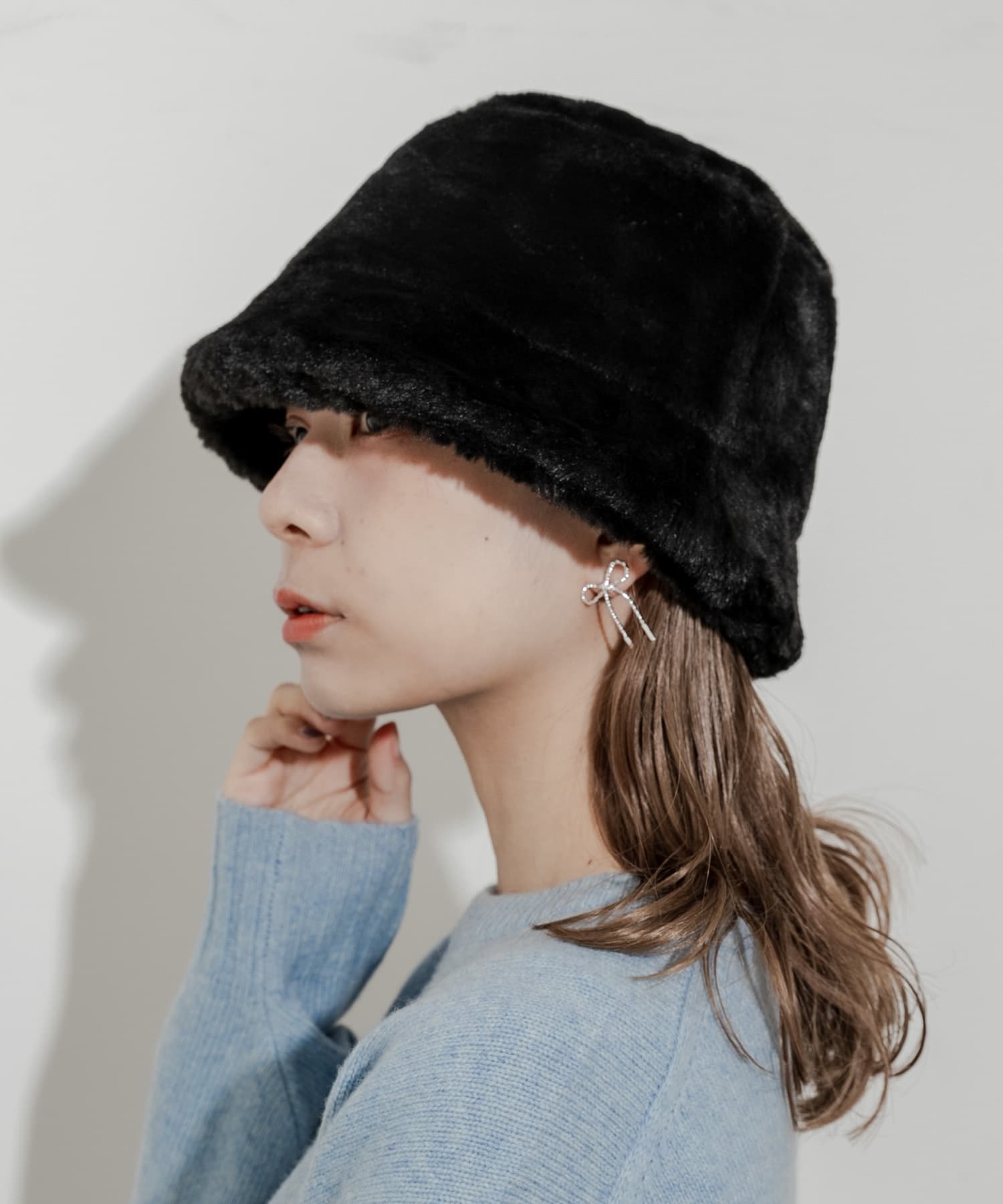 ファーバケットハット BLK -
