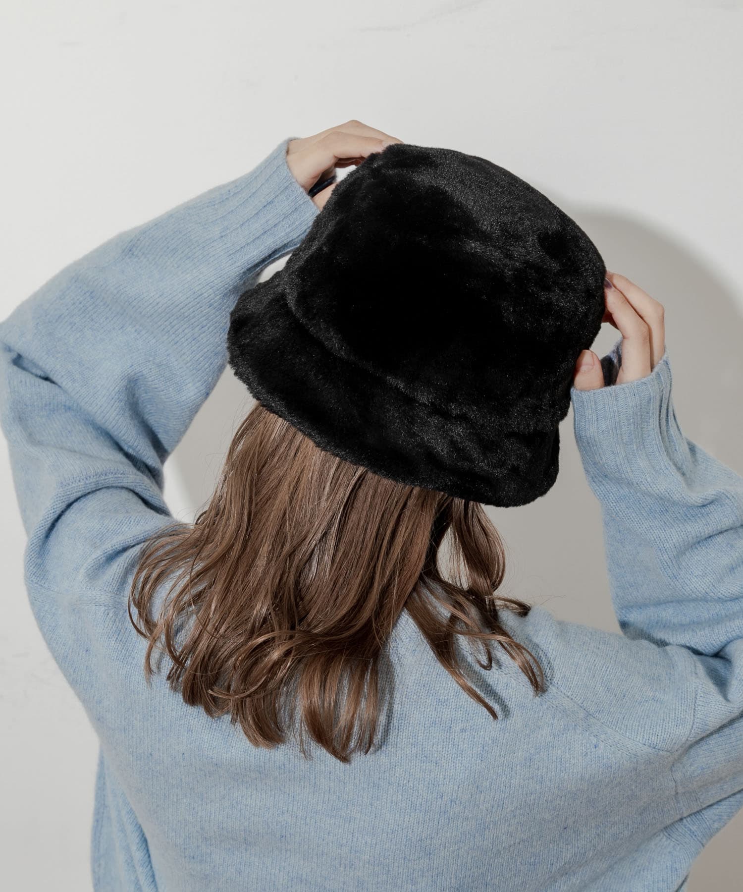ファーバケットハット BLK -