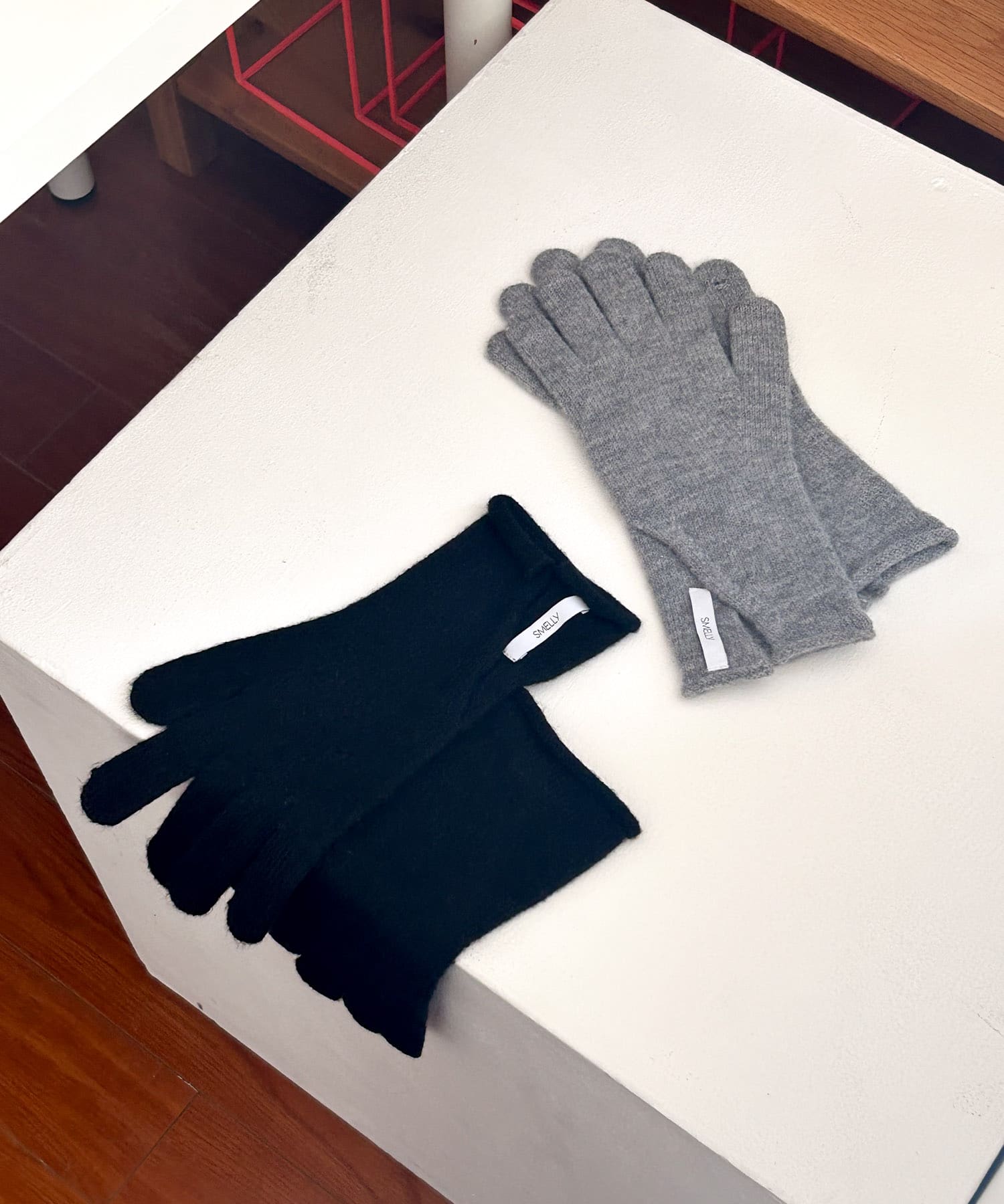 スリットホールタッチグローブ BLK -