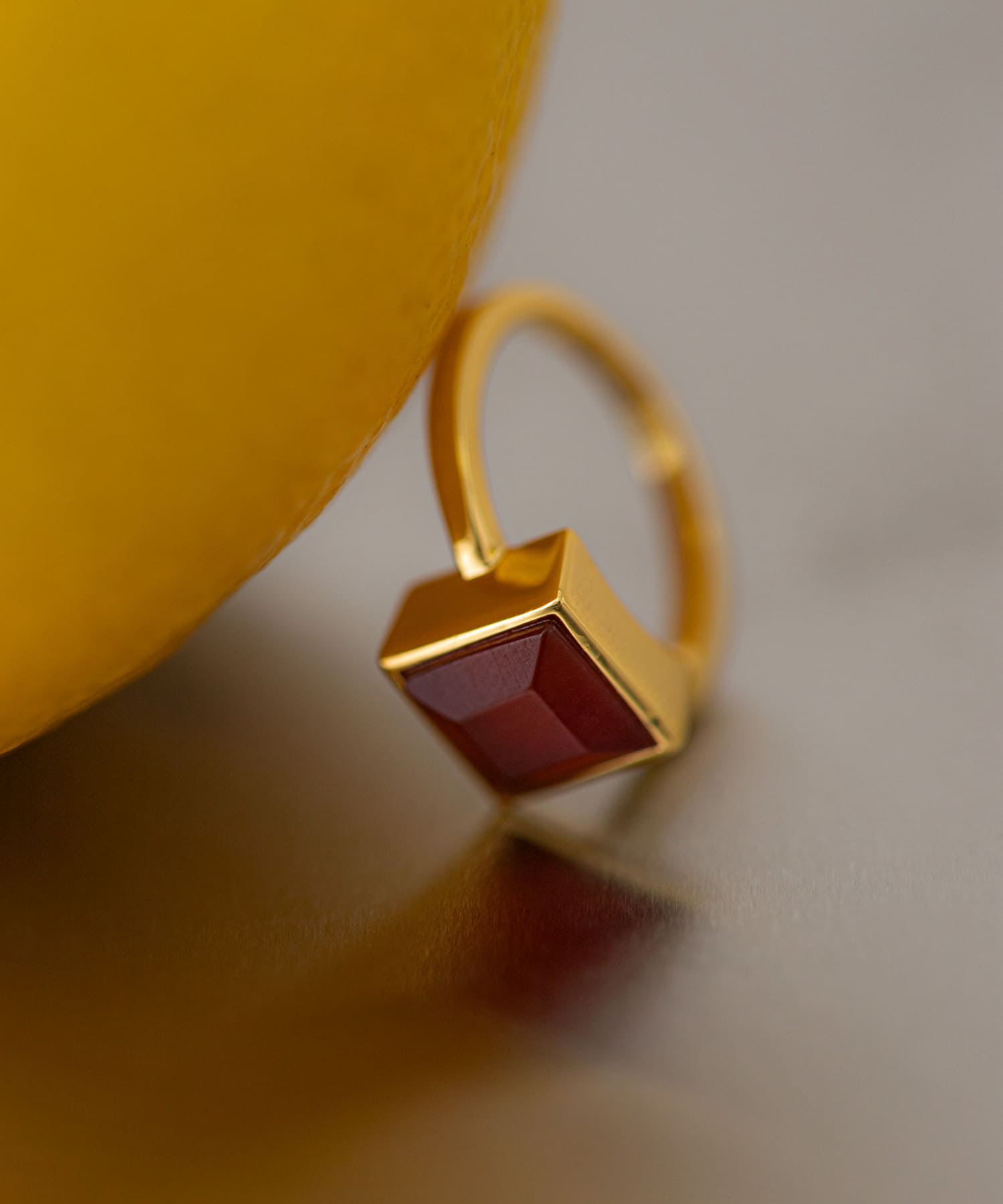 SMELLY so’　square carnelian ring GD/RE 11