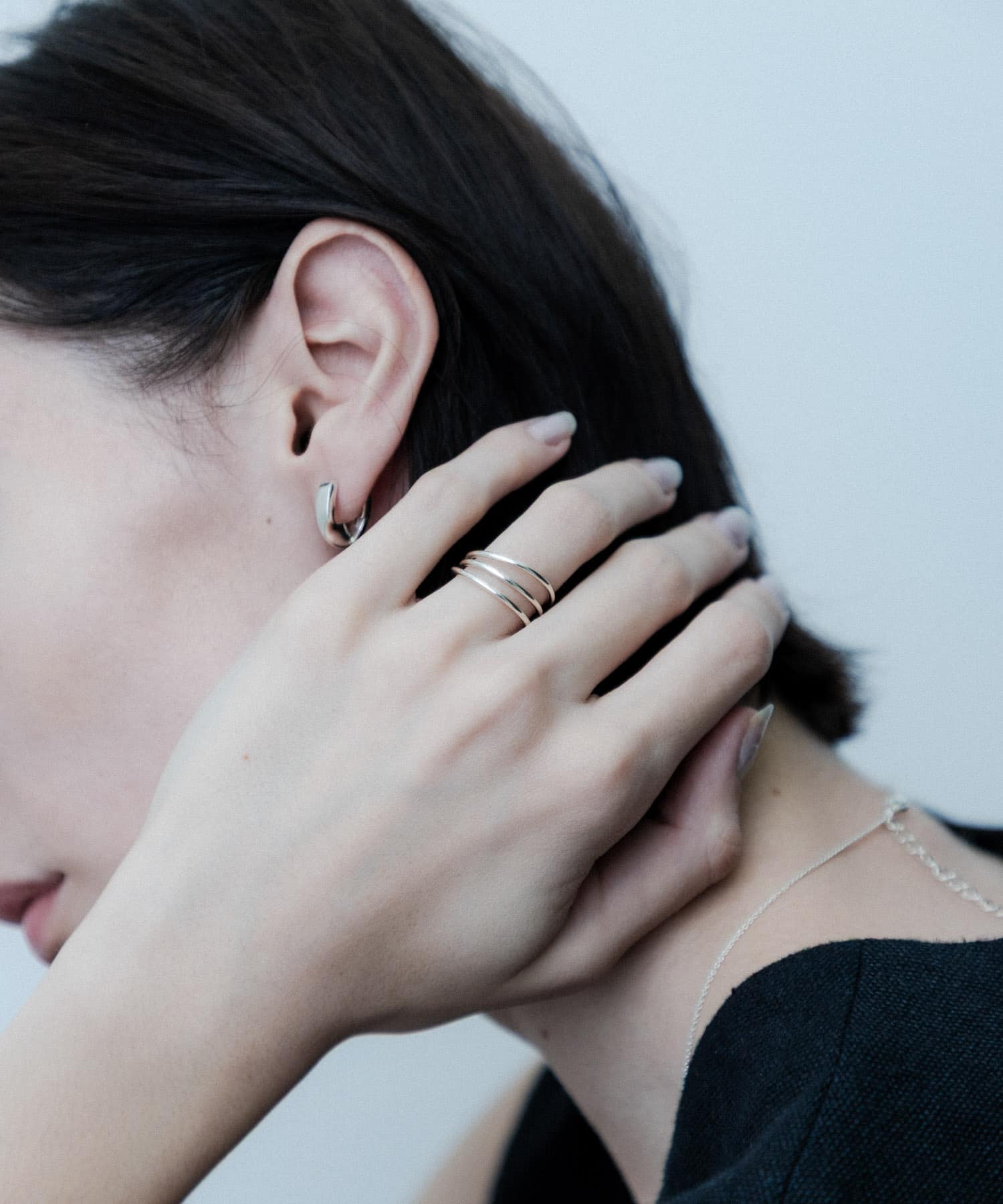 SMELLY so’　narrow line ring SLV 13