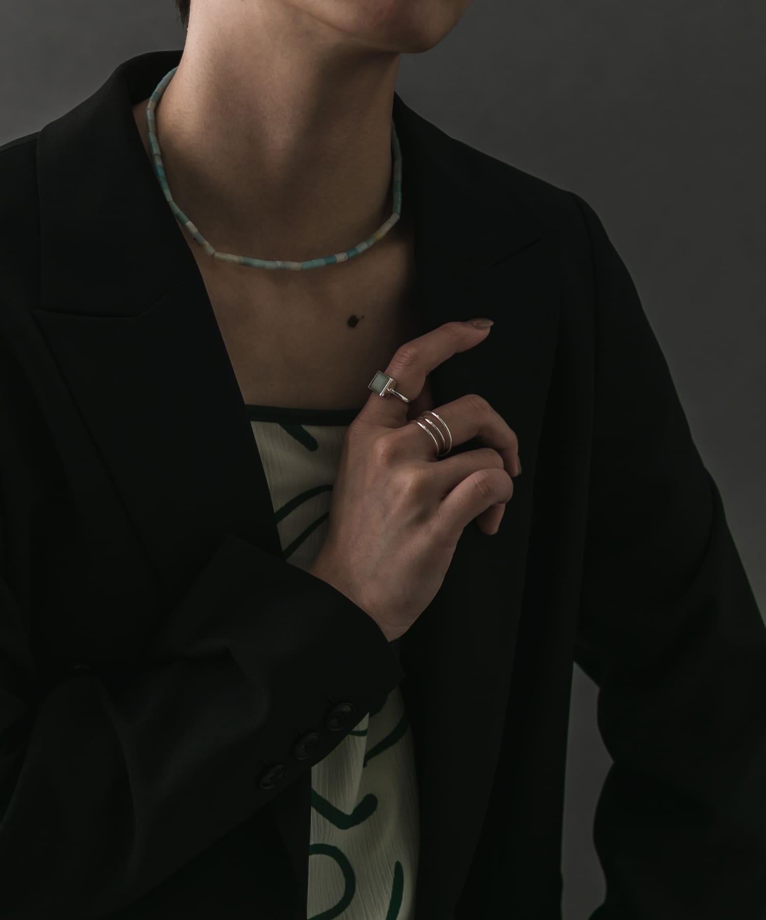 SMELLY so’　narrow line ring SLV 13