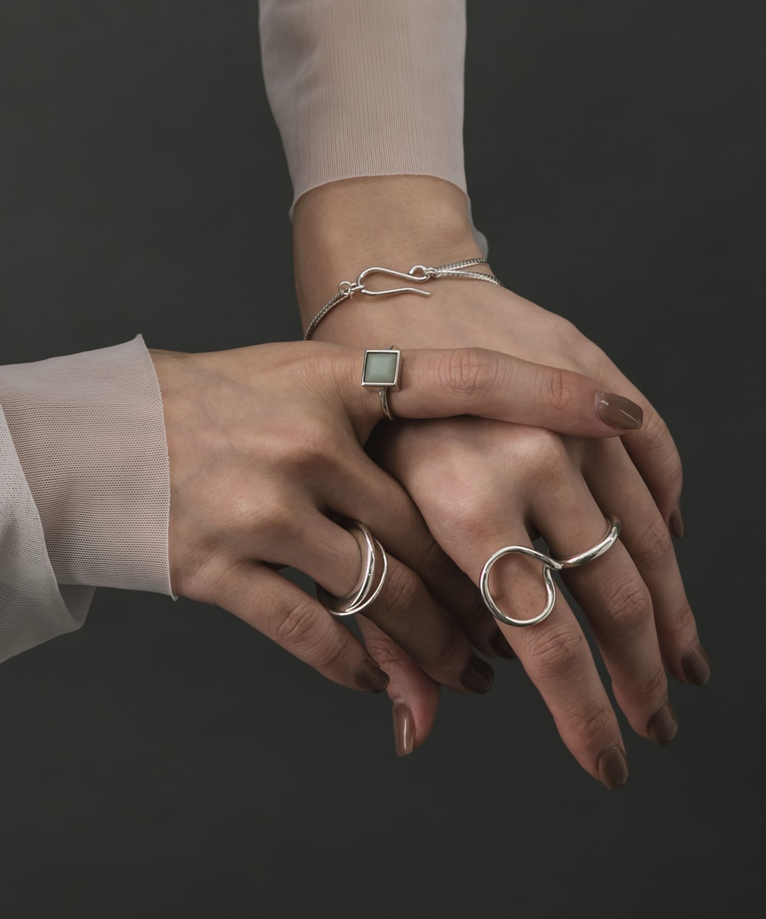 SMELLY so’　loosely circle ring SLV 11