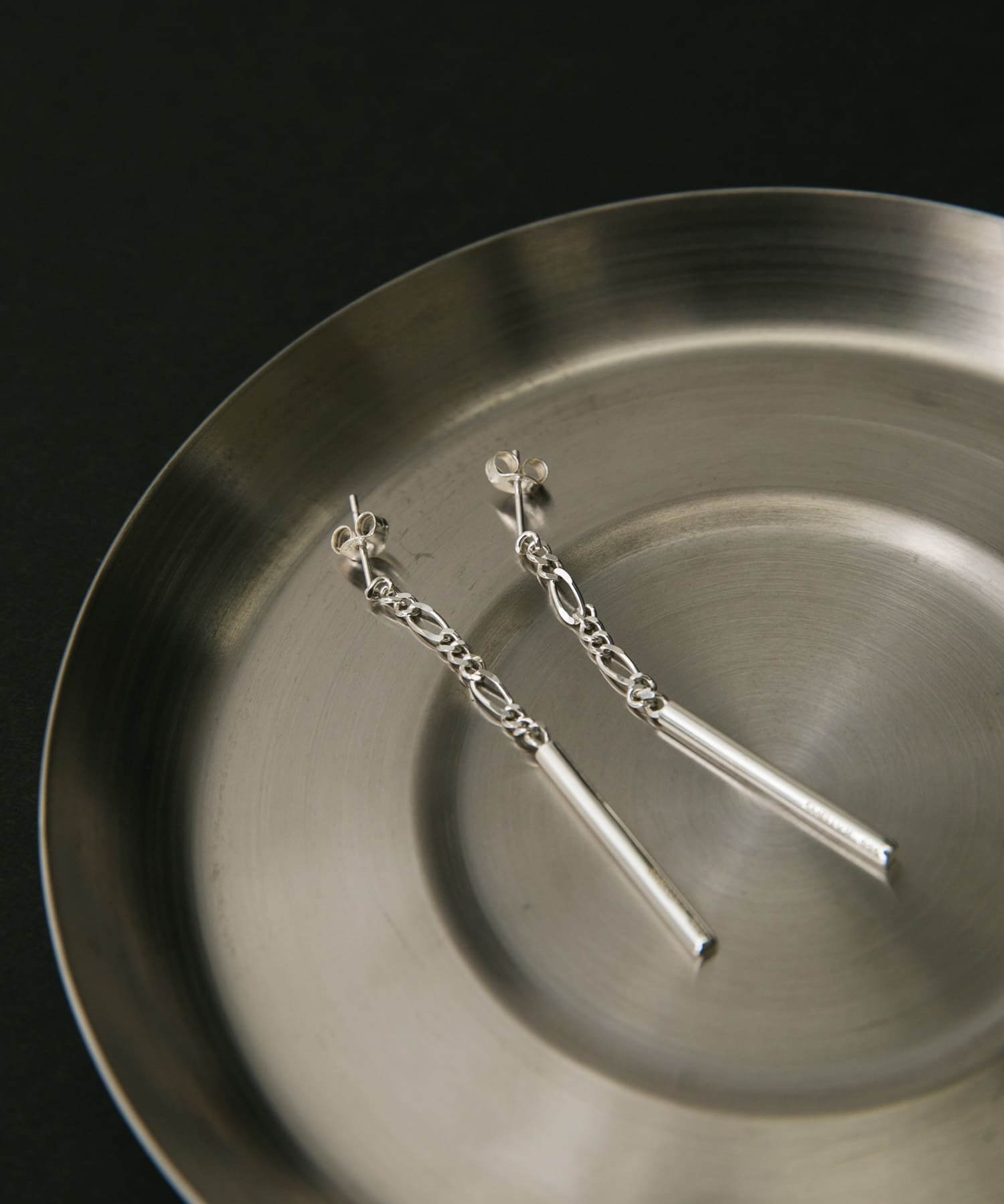 SMELLY so’　cylindrical pierce SLV -