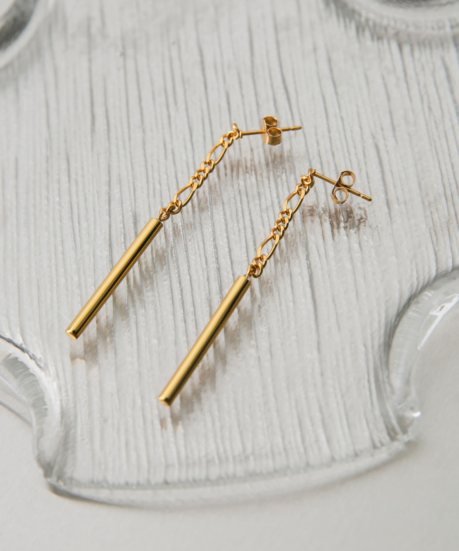 SMELLY so’　cylindrical pierce GLD -
