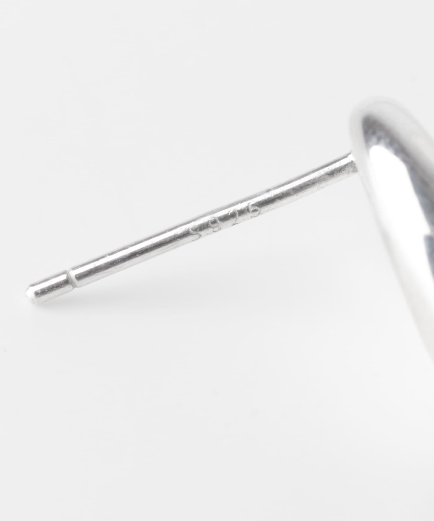 SMELLY so’　asymmetric solid pierce SLV -