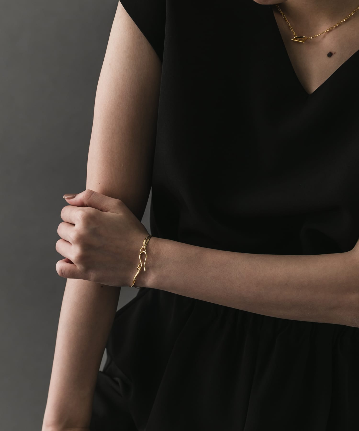 SMELLY so’　double chain bracelet GLD -