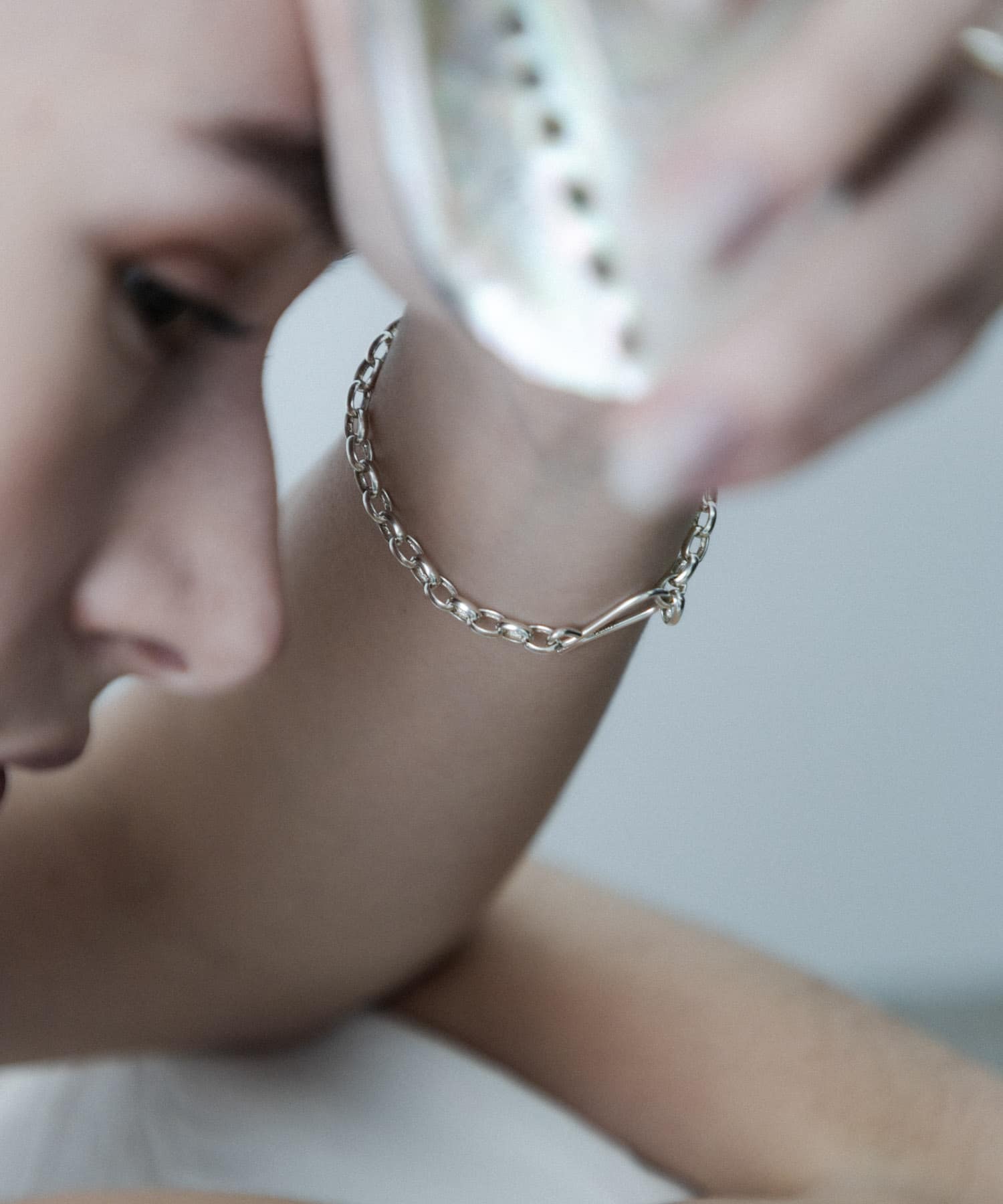 SMELLY so’　connected chain bracelet SLV -