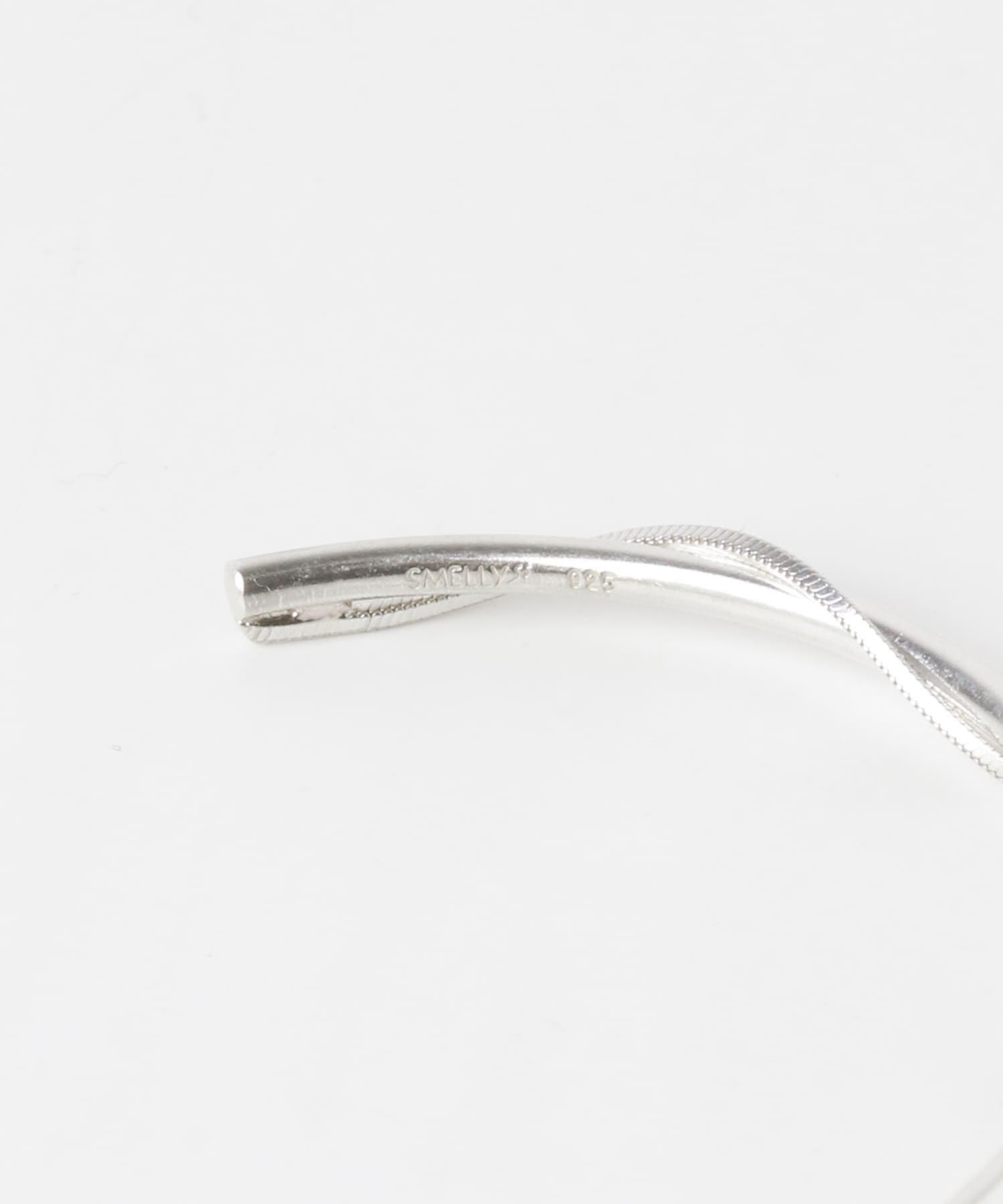 SMELLY so’　twist chain bangle SLV -