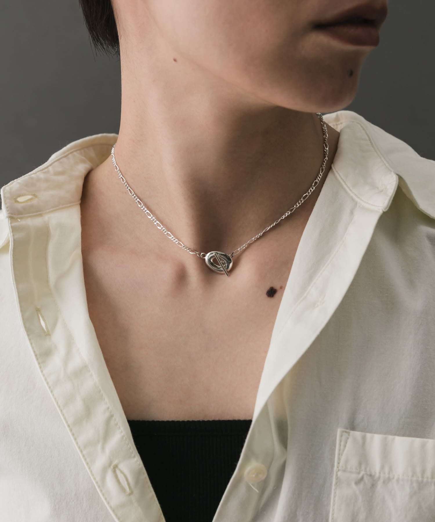 SMELLY so' flat mantel necklace