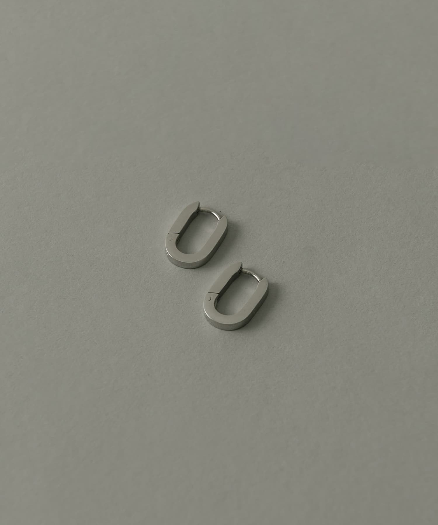 ステンレスオーバルワンタッチフープピアス