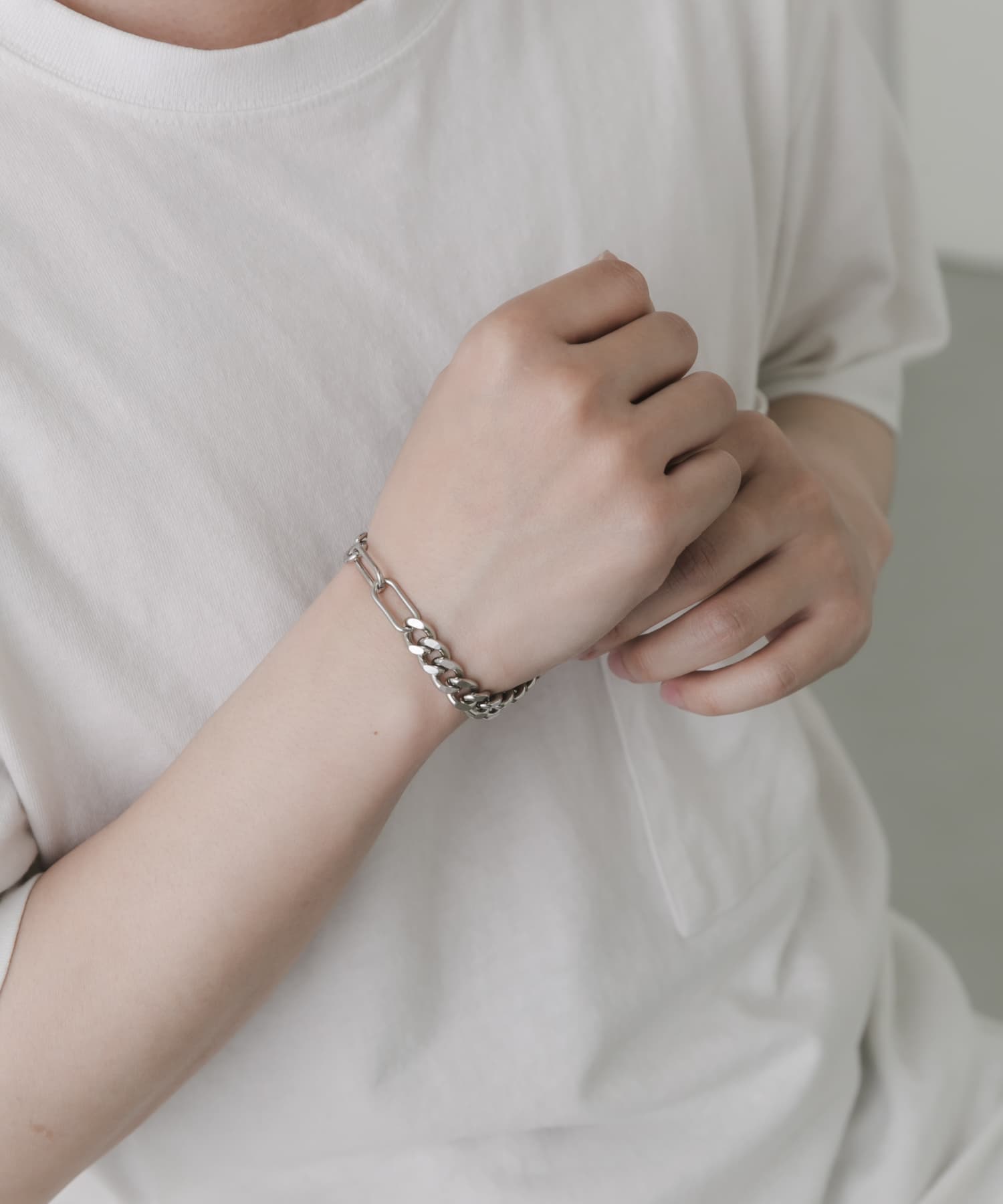 ステンレスチェーンキリカエマンテルブレスレット