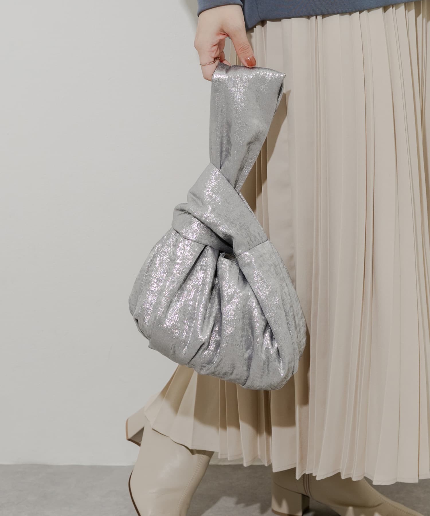 メタリックサークルバッグ
