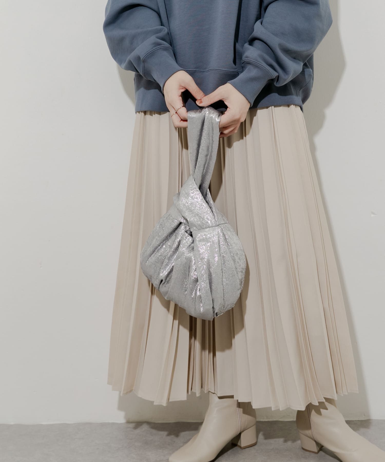 メタリックサークルバッグ SLV -