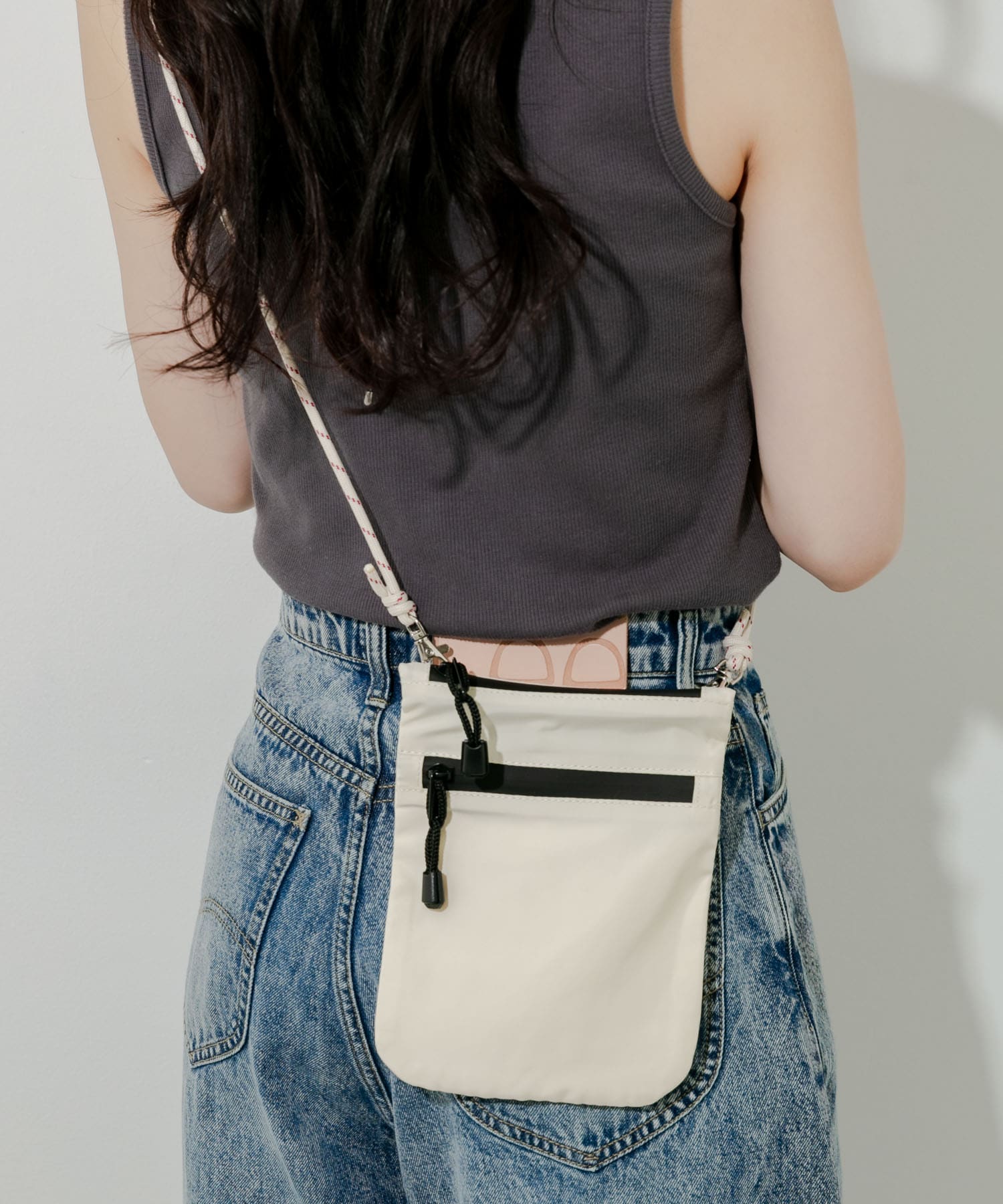 ジップミニサコッシュ IVO -