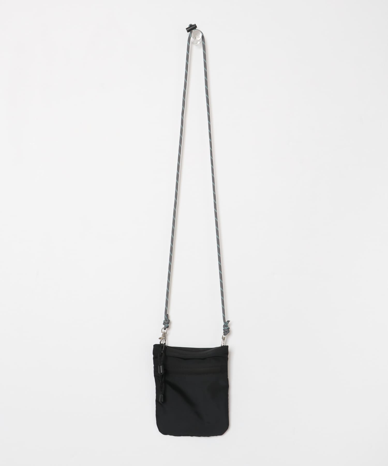 ジップミニサコッシュ BLK -