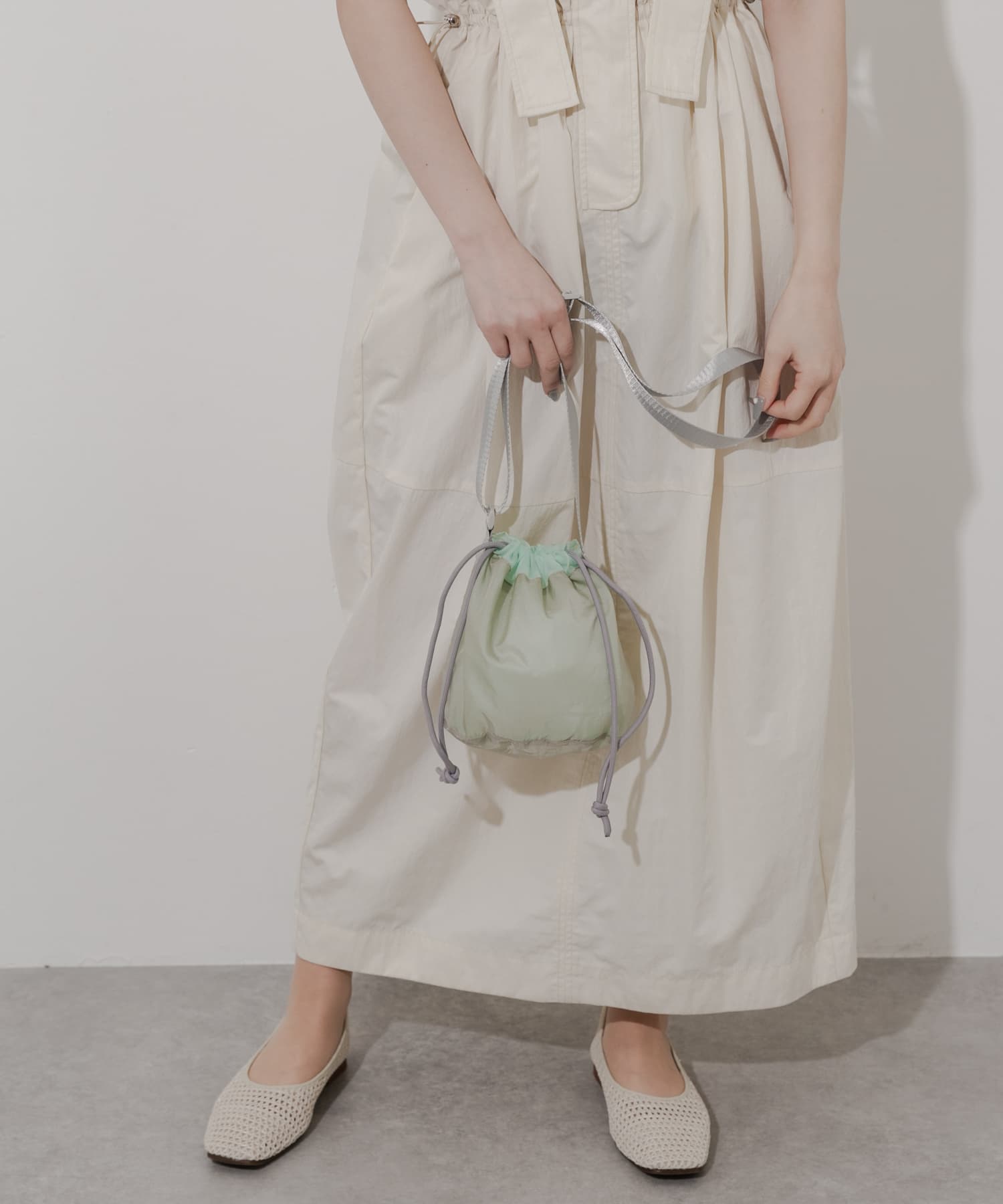 GRY/MNT