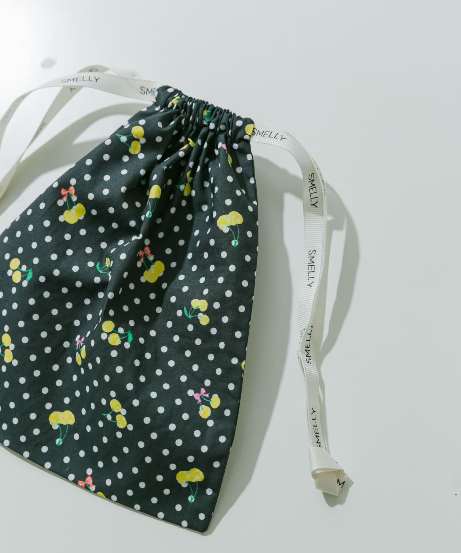 『WEB/一部店舗限定』プリントキンチャクポーチ CHERRY S