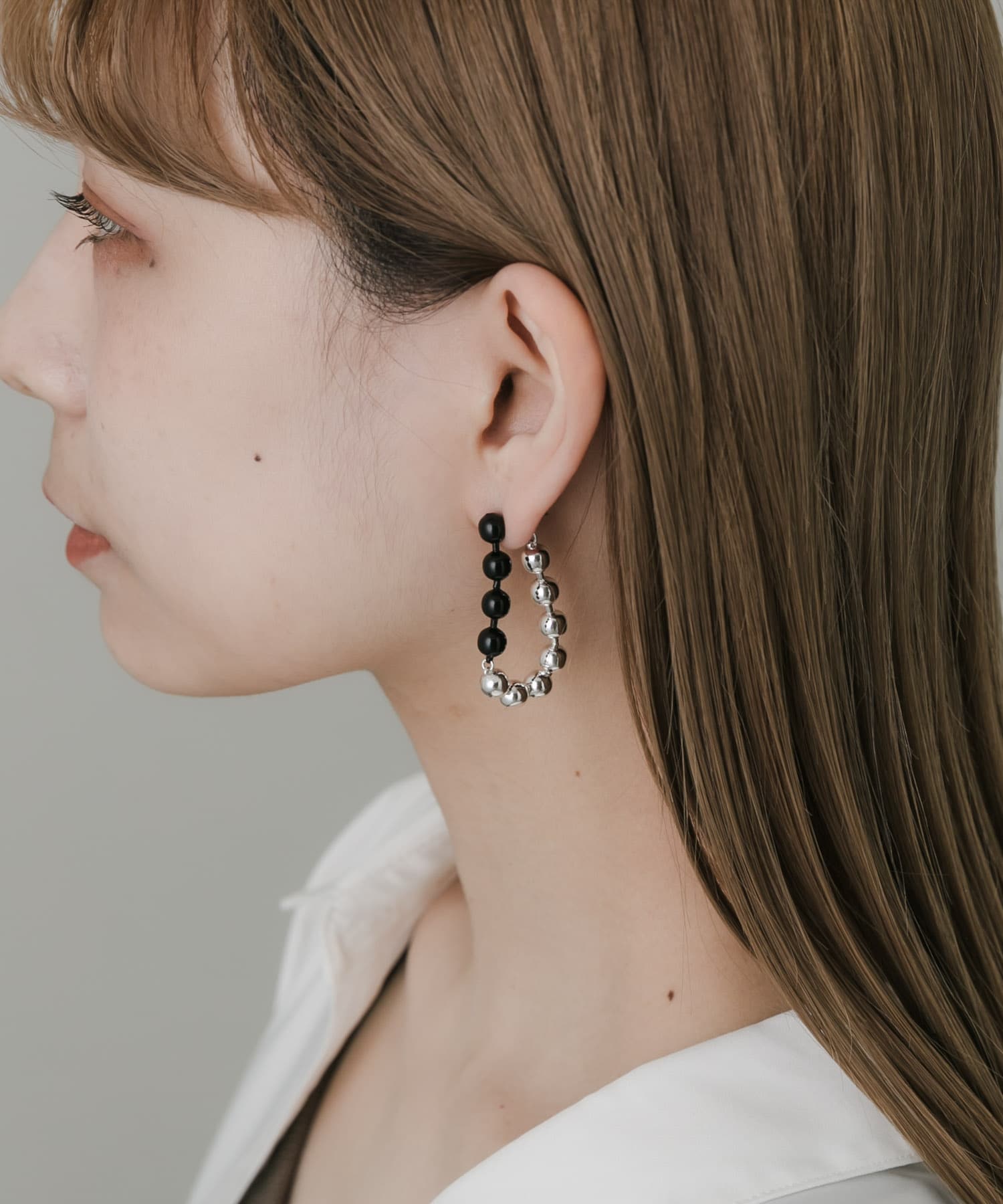 2トーンボールチェーンピアス BLK/SLV -