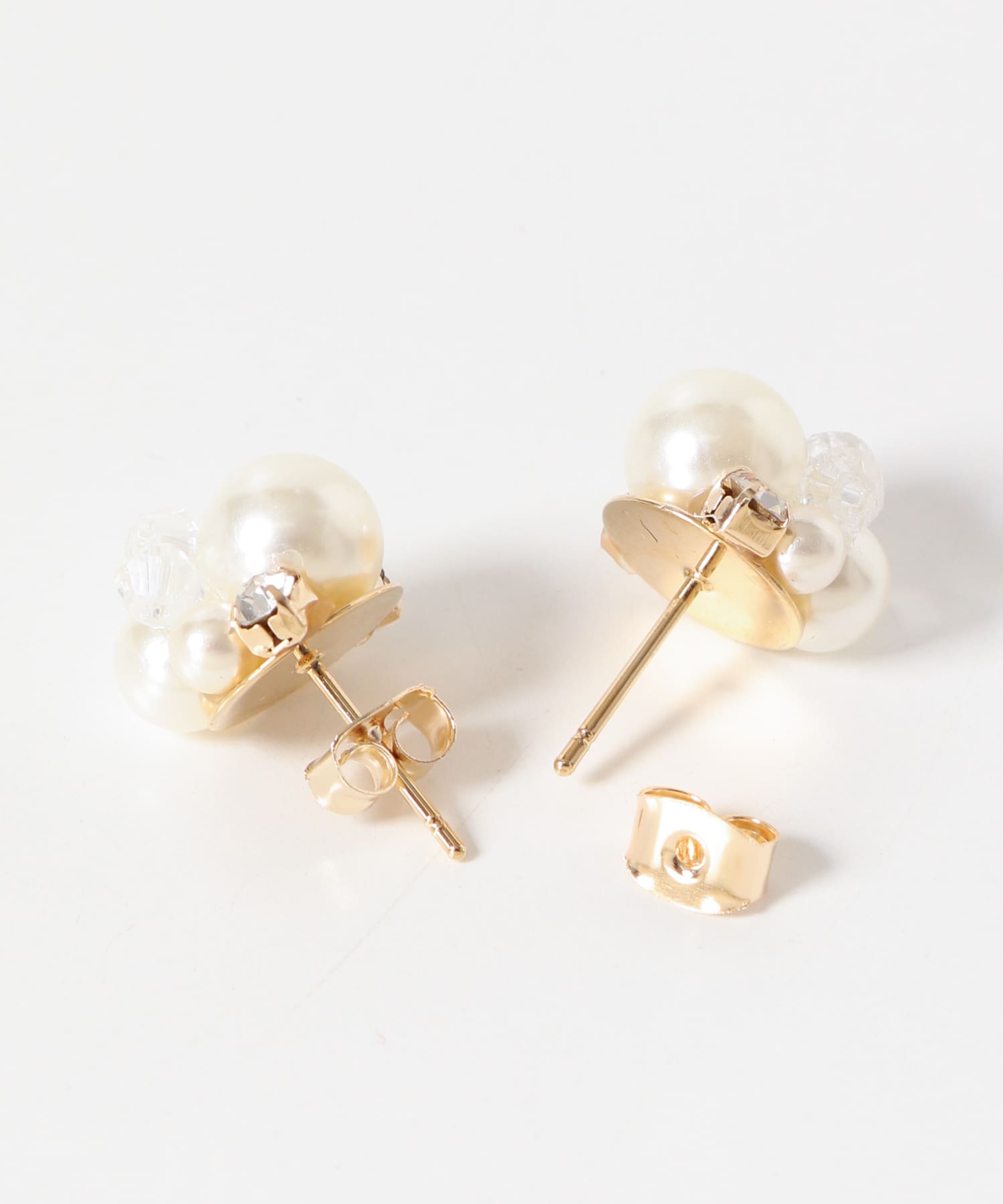 ミックスミニパールピアス WHT -