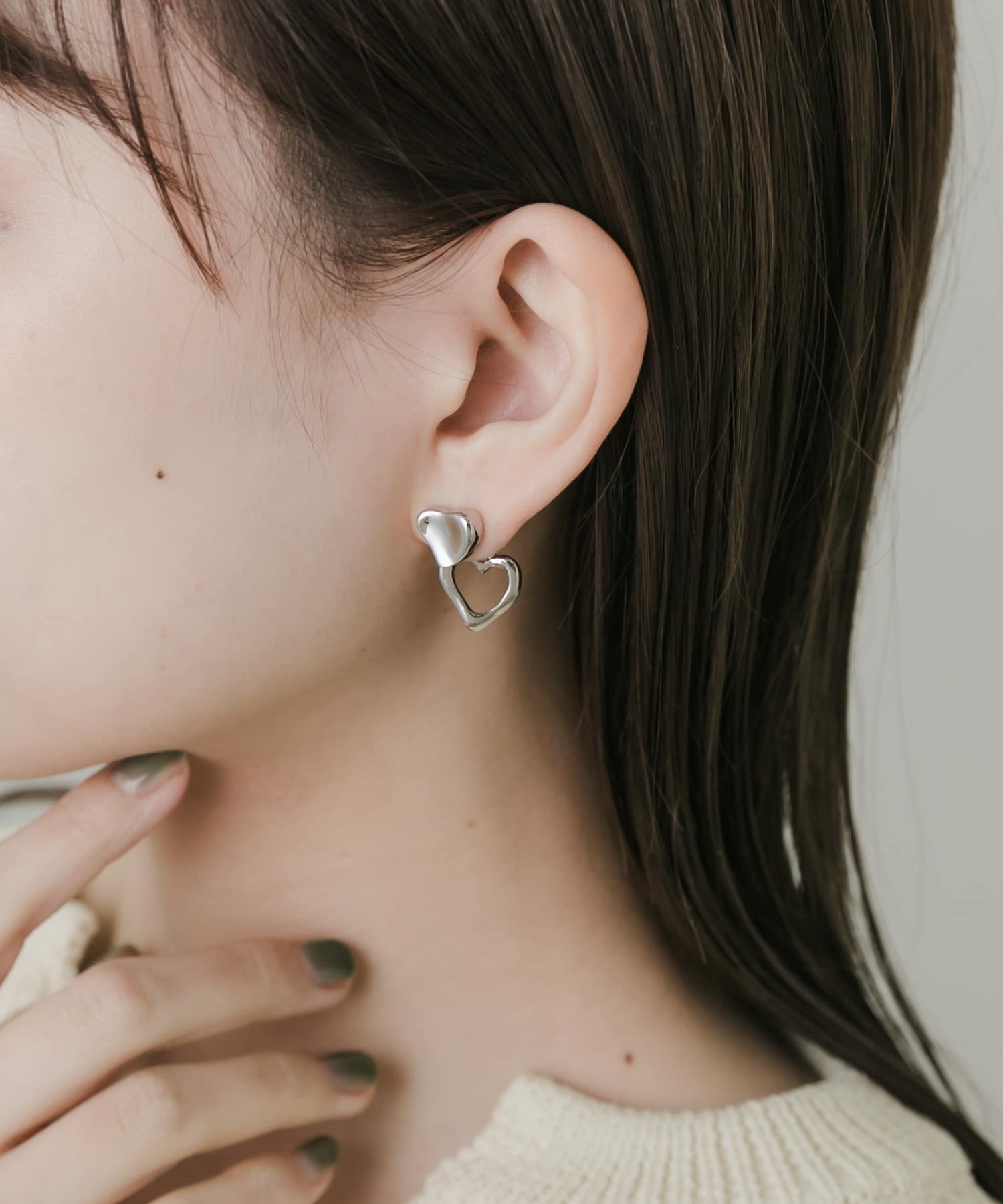 ニュアンスハートメタルピアス SLV -