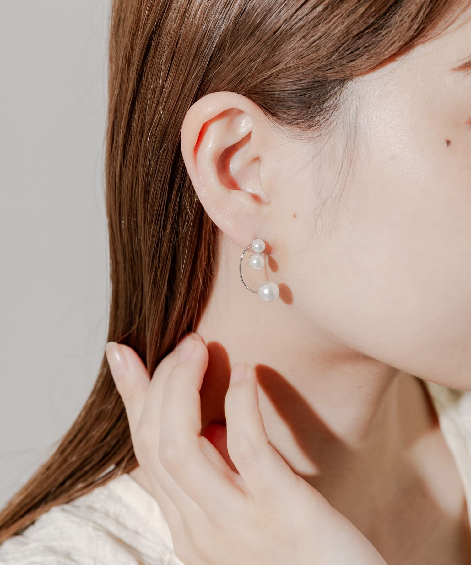 パールカーブラインピアス WHT/SLV -