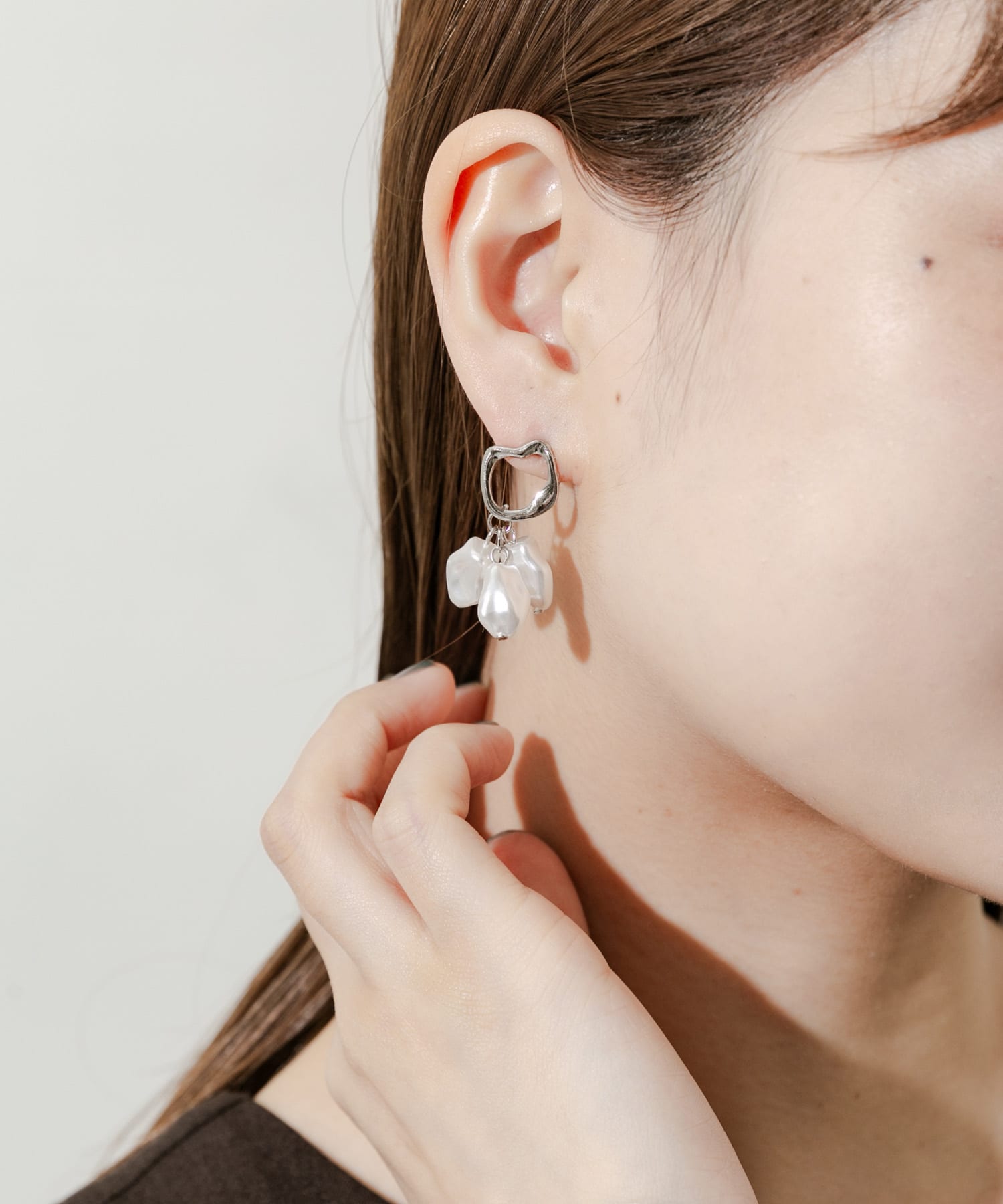 パールスウェイピアス SLV/WHT -