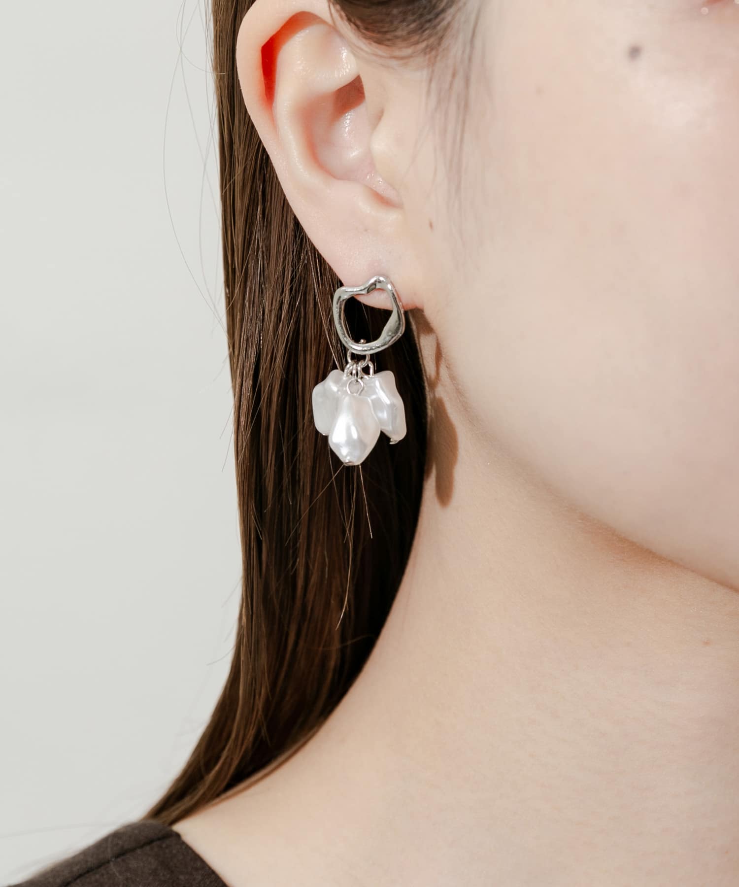 パールスウェイピアス SLV/WHT -