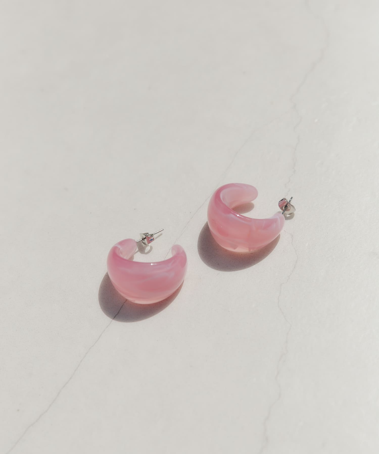 カラーワイドフープピアス