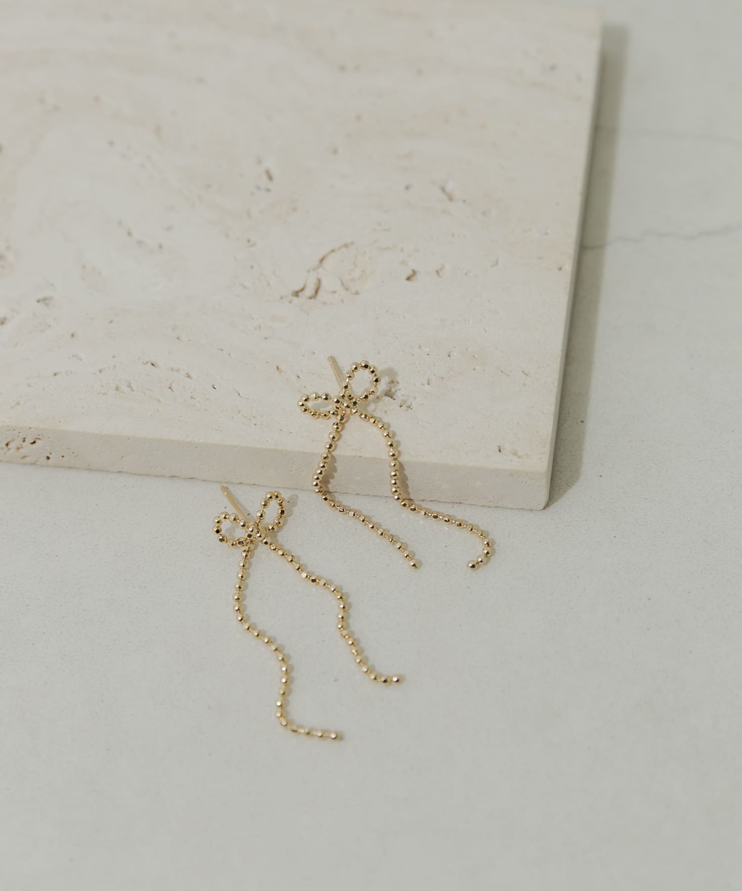 チェーンリボンピアス GLD -
