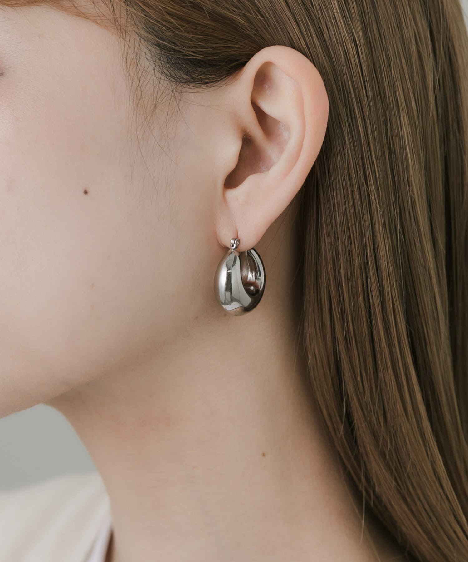 ステンレスプランプフープピアス