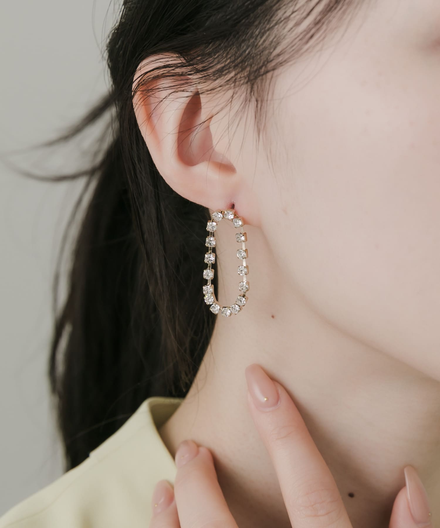ビジューサークルスウェイピアス GLD -