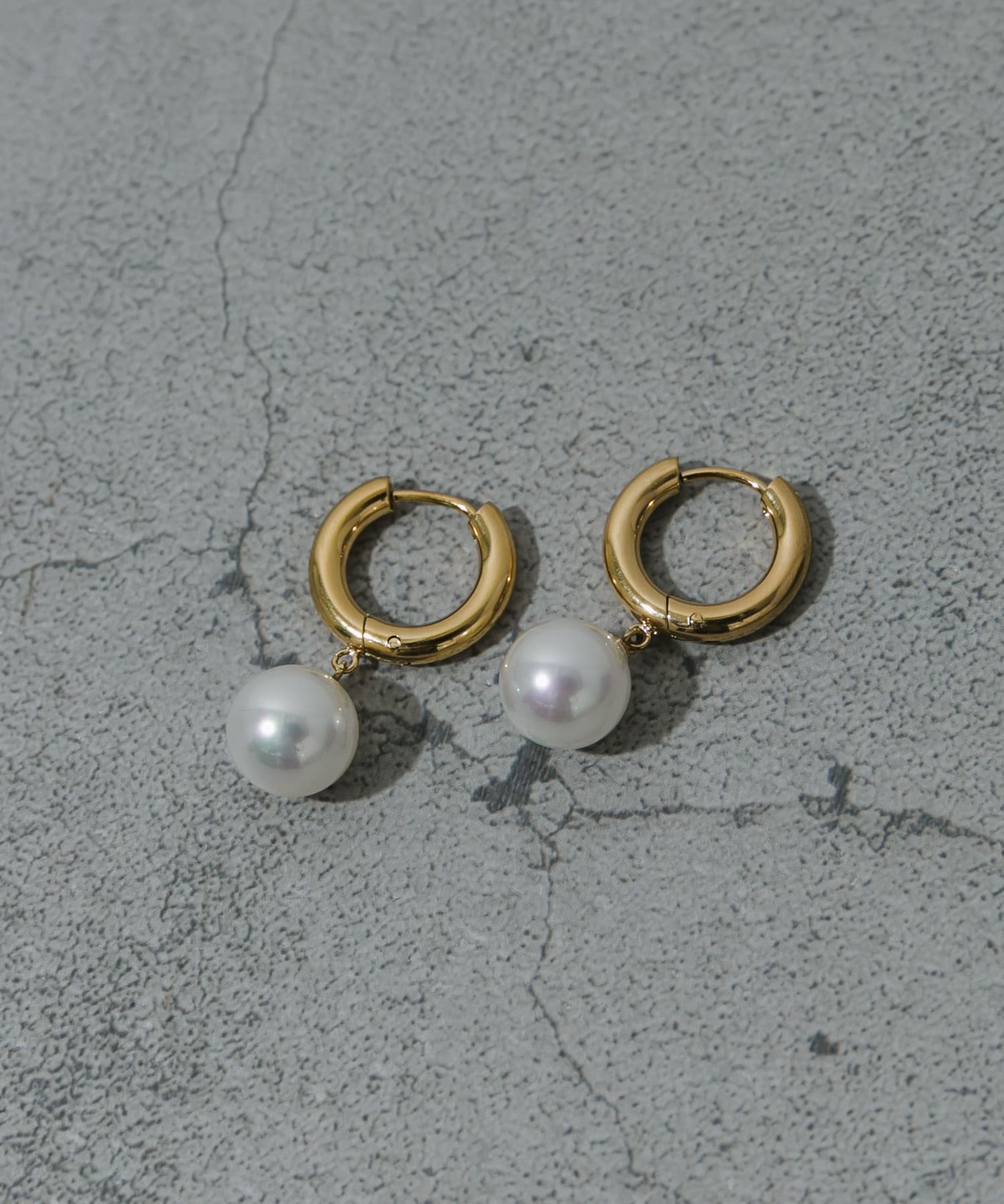 ステンレスパールドロップピアス GLD/IVO -