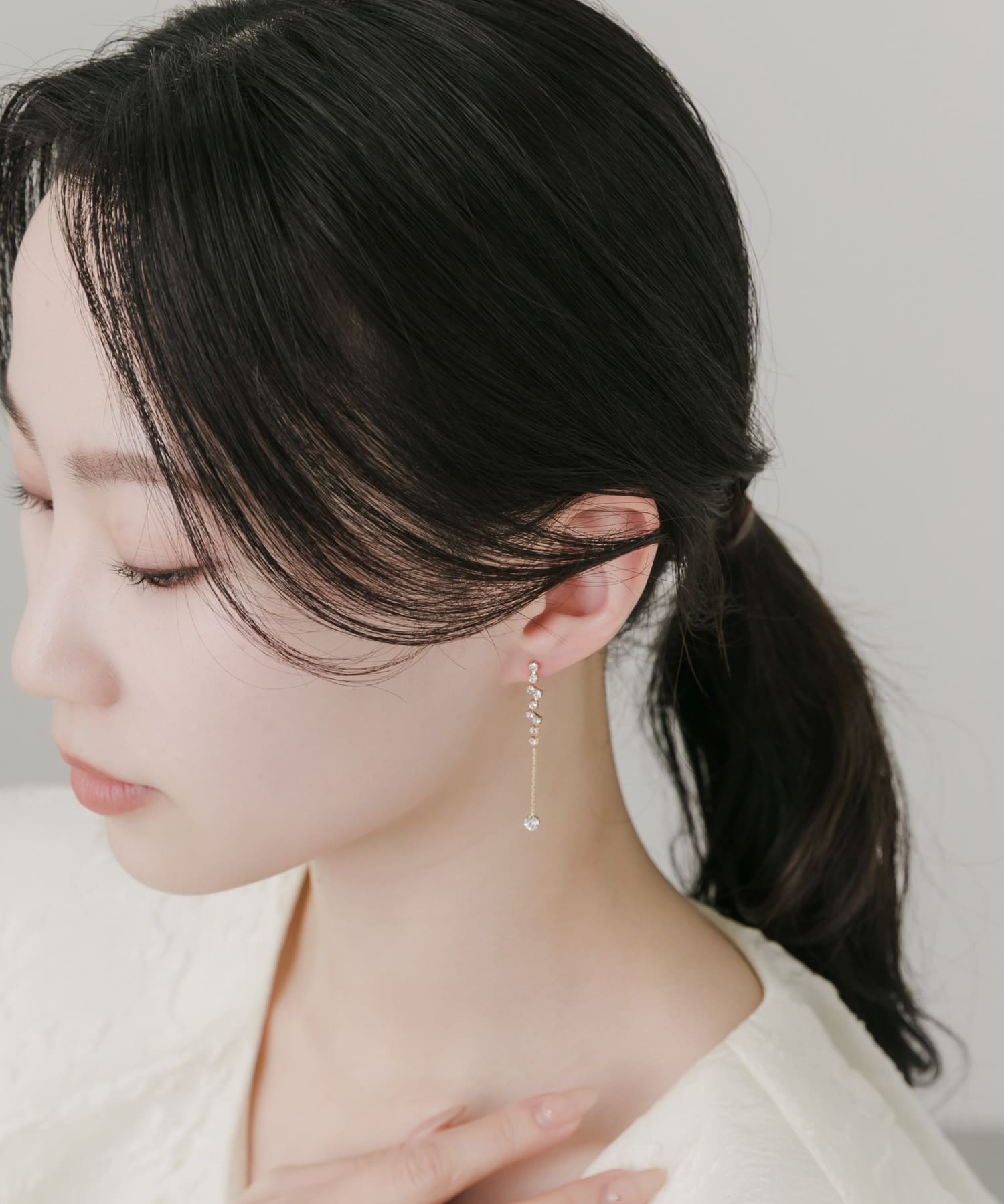 ビジュードロップピアス GLD -